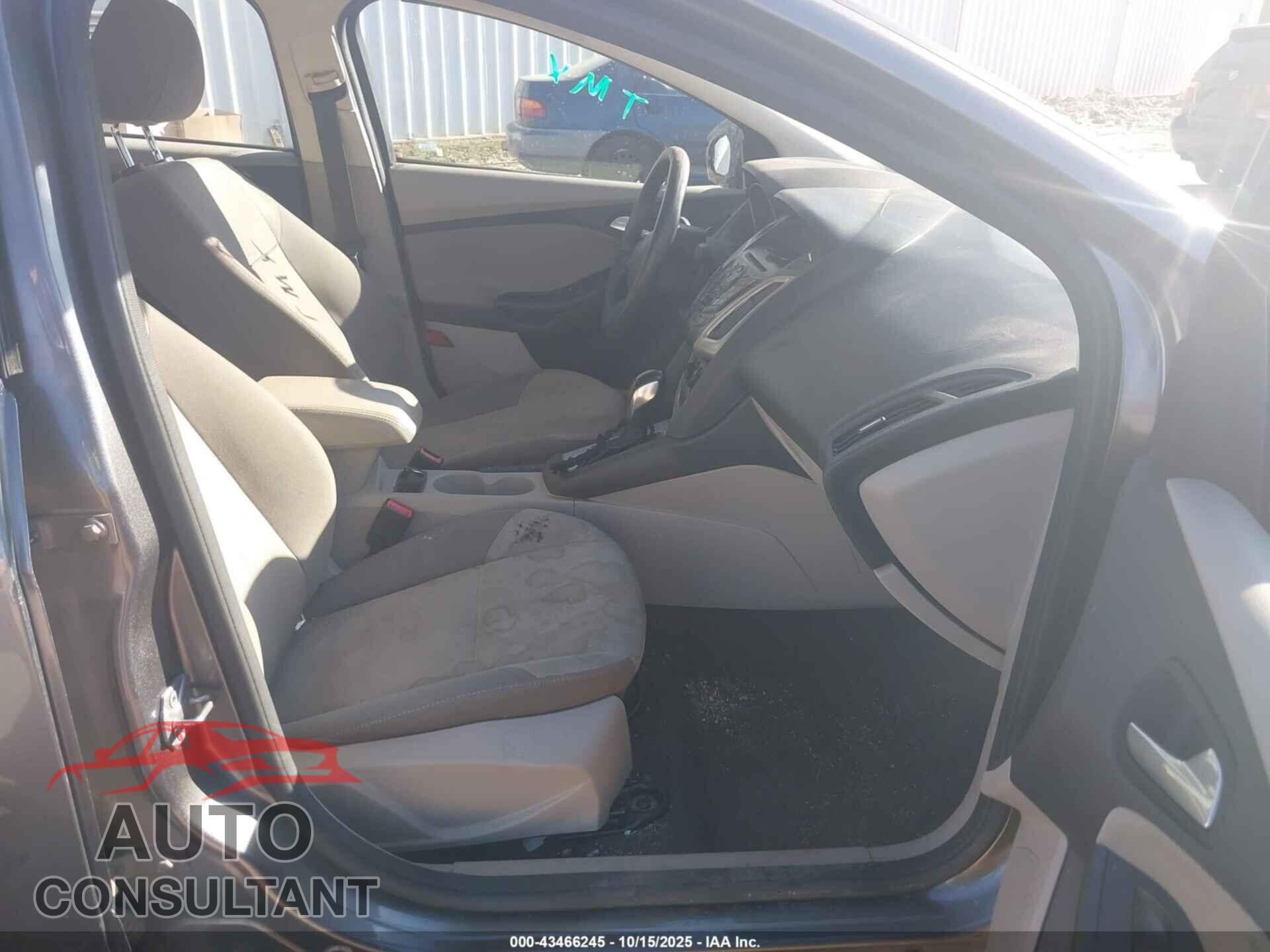 FORD FOCUS 2014 - 1FADP3F23EL402985