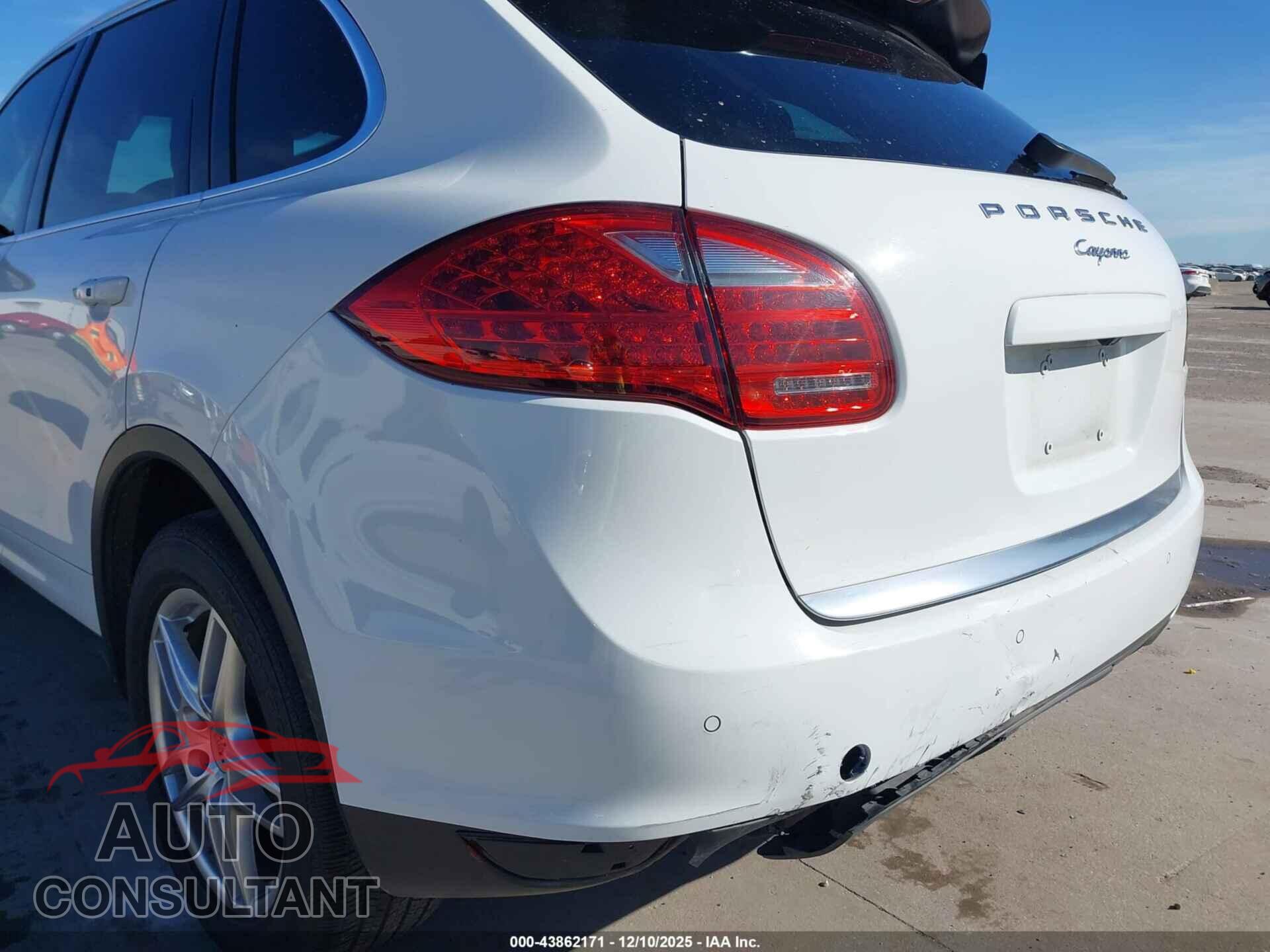 PORSCHE CAYENNE 2012 - WP1AA2A22CLA11855