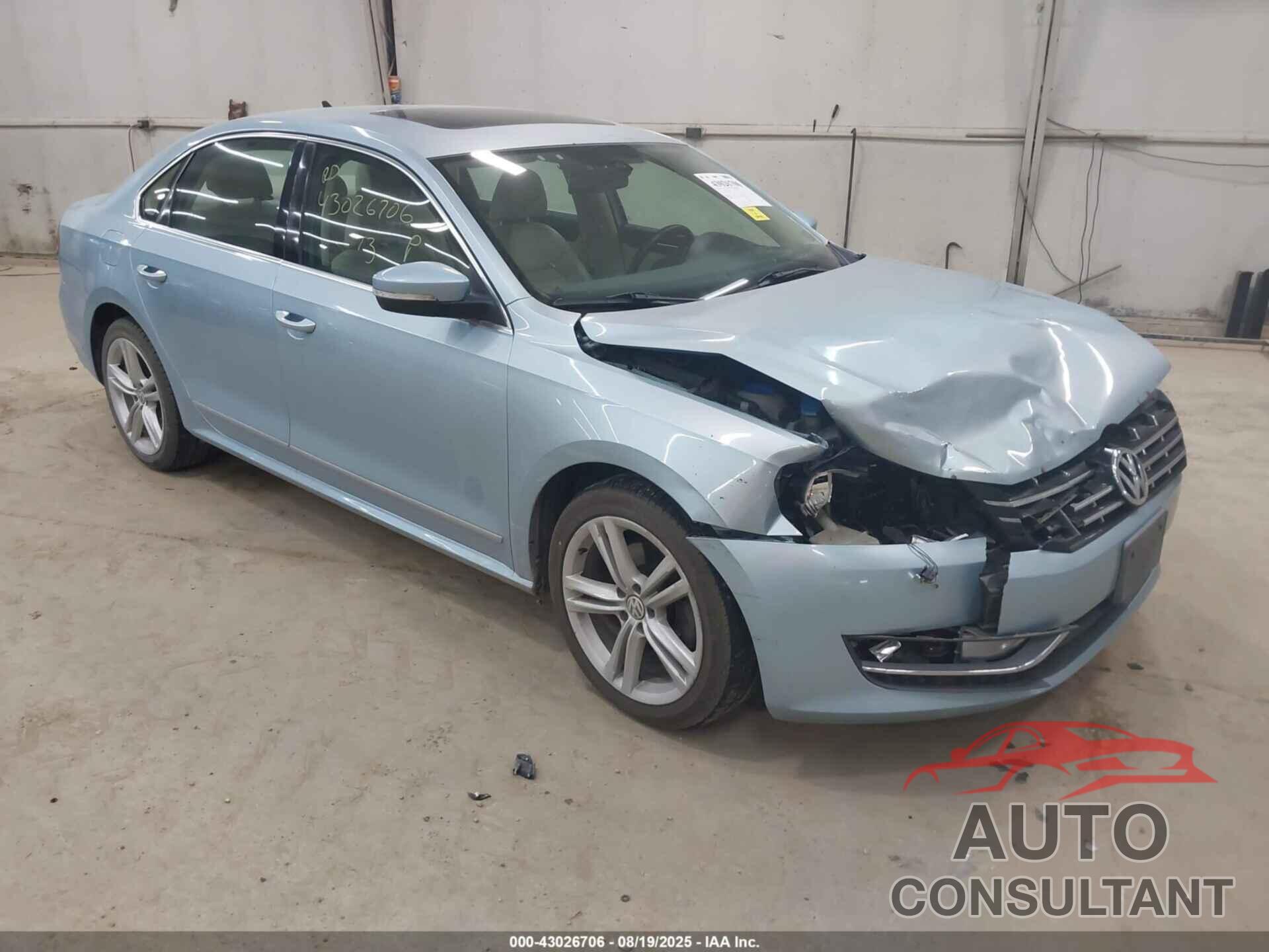 VOLKSWAGEN PASSAT 2013 - 1VWCN7A36DC093835