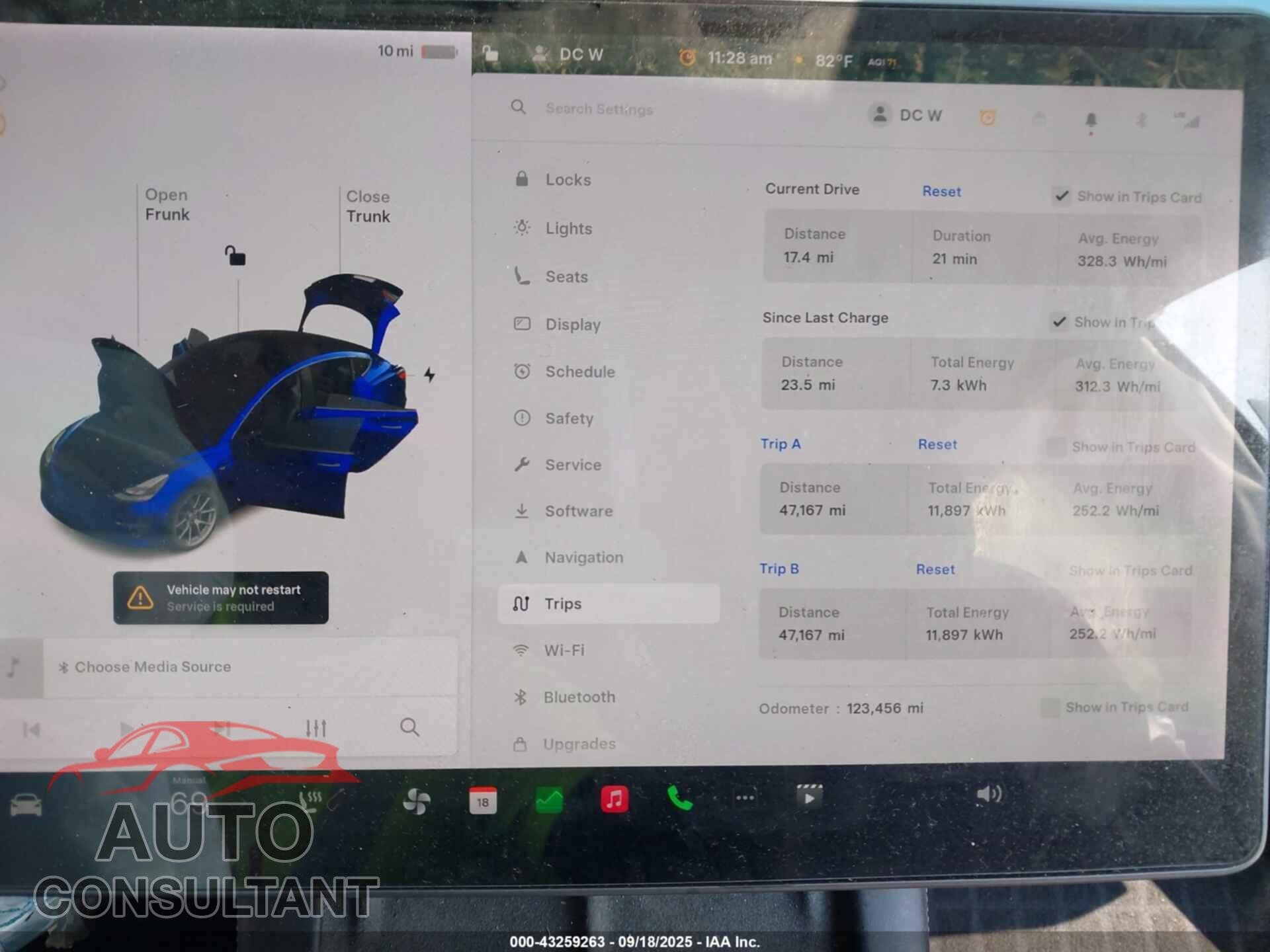 TESLA MODEL 3 2021 - 5YJ3E1EA1MF086111