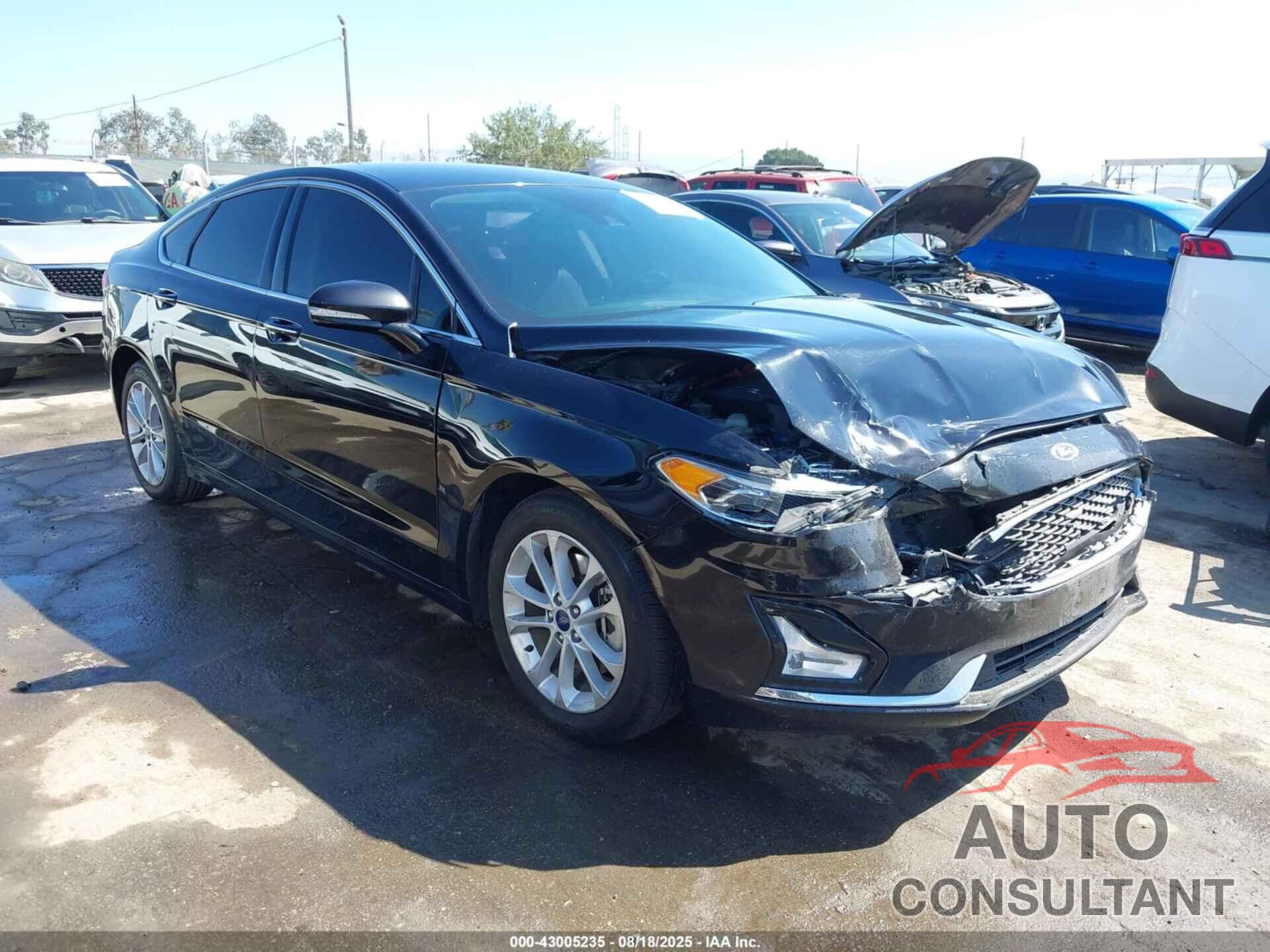 FORD FUSION ENERGI 2019 - 3FA6P0SU6KR252088