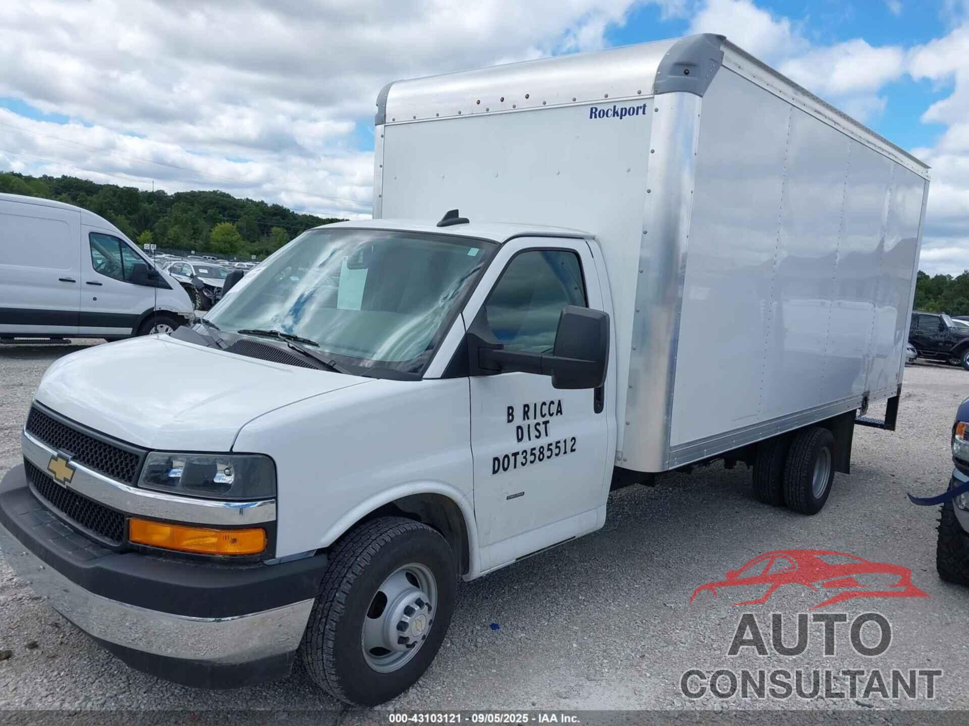 CHEVROLET EXPRESS CUTAWAY 2024 - 1HA3GTC77RN003413