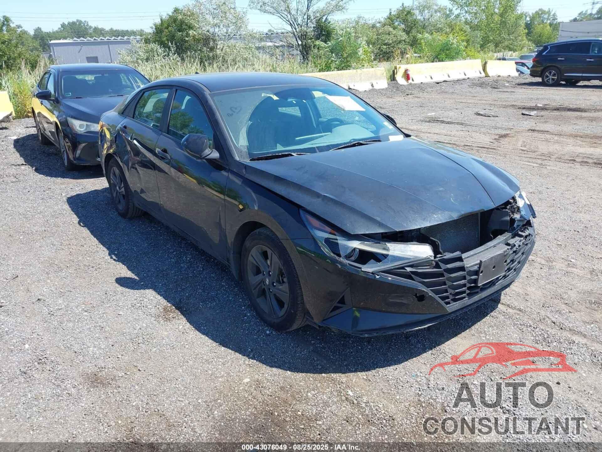 HYUNDAI ELANTRA 2023 - KMHLM4AG5PU469636