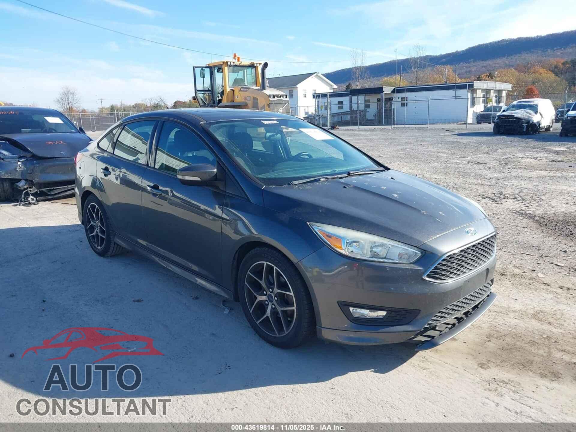 FORD FOCUS 2015 - 1FADP3F2XFL227085
