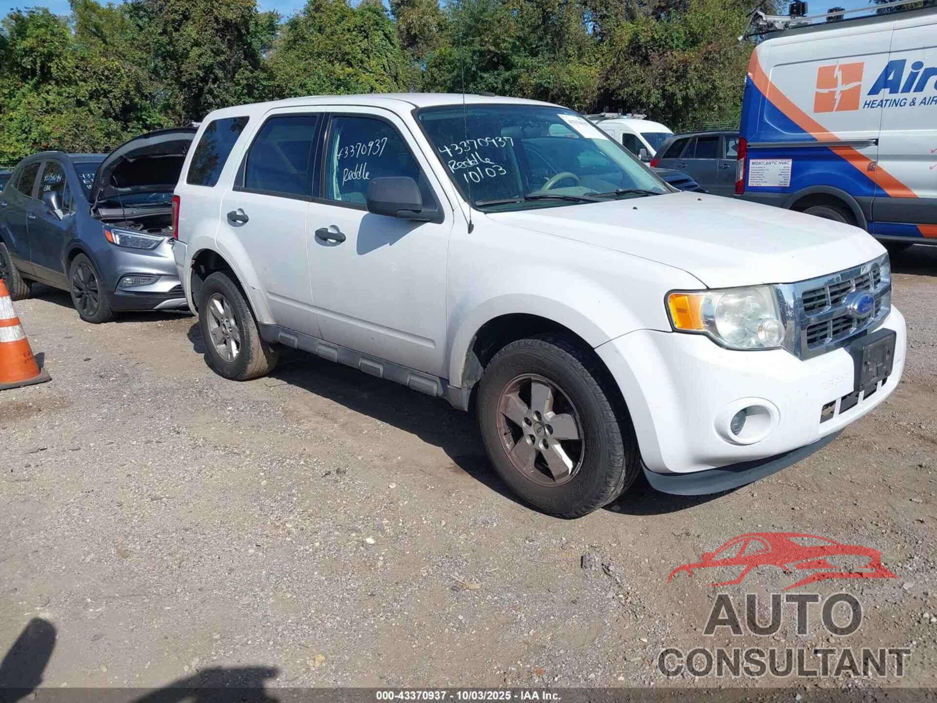 FORD ESCAPE 2011 - 1FMCU9C73BKB99188