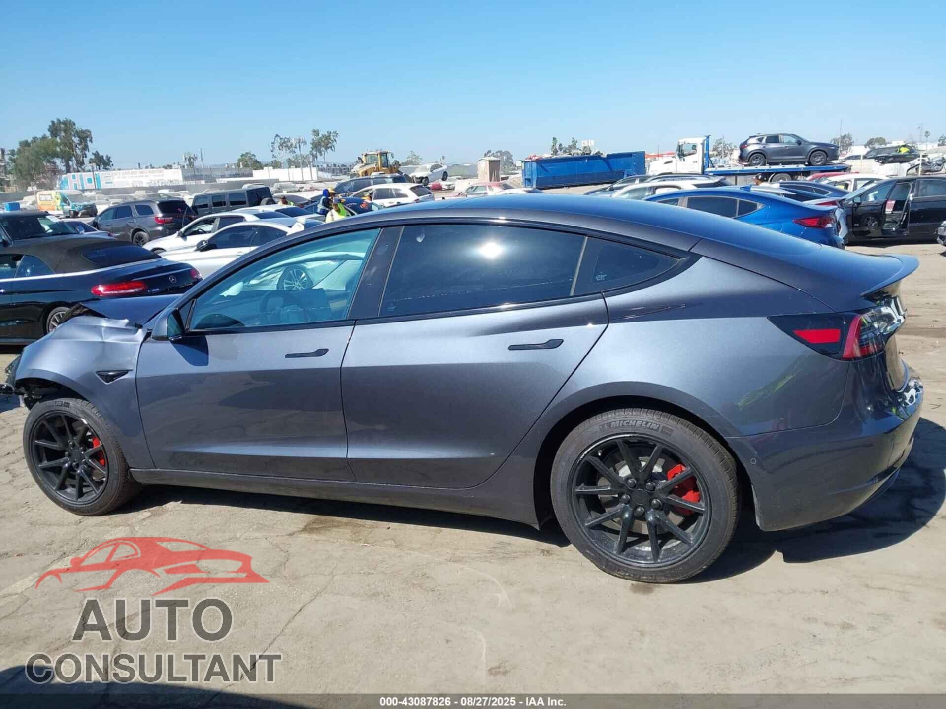 TESLA MODEL 3 2018 - 5YJ3E1EA6JF045646