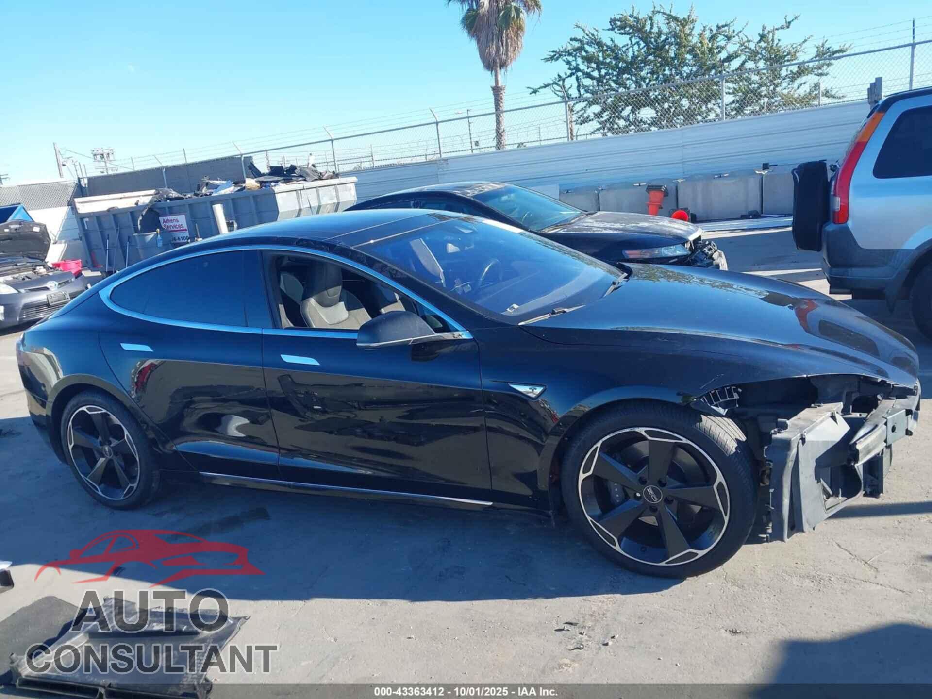 TESLA MODEL S 2016 - 5YJSA1E29GF158175