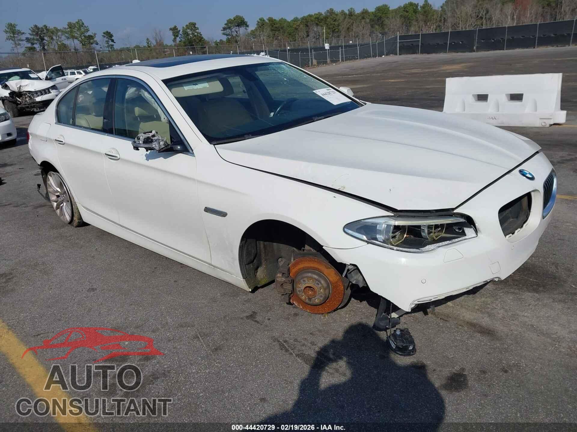 BMW 528I 2014 - WBA5A5C59ED500808