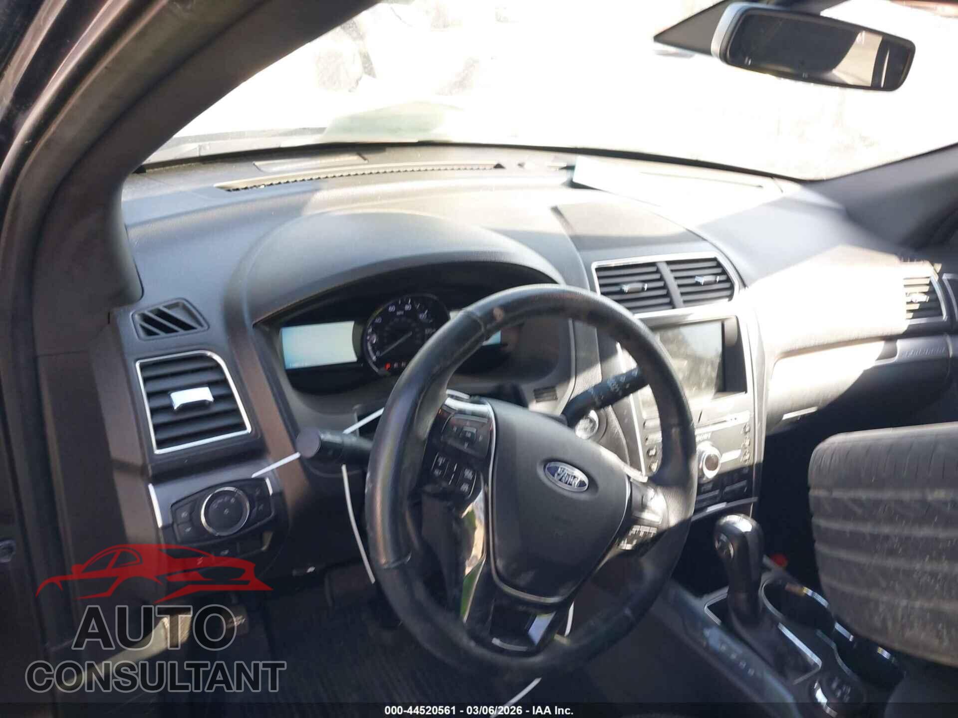 FORD EXPLORER 2018 - 1FM5K8F82JGB53074