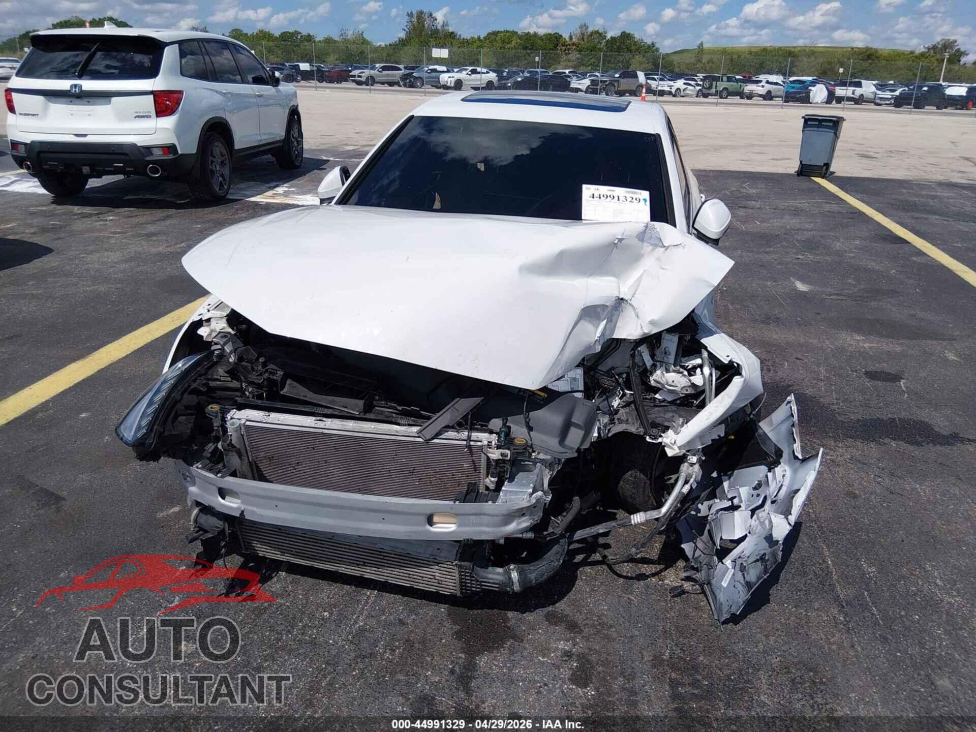 AUDI A4 2022 - WAUEAAF44NN014591