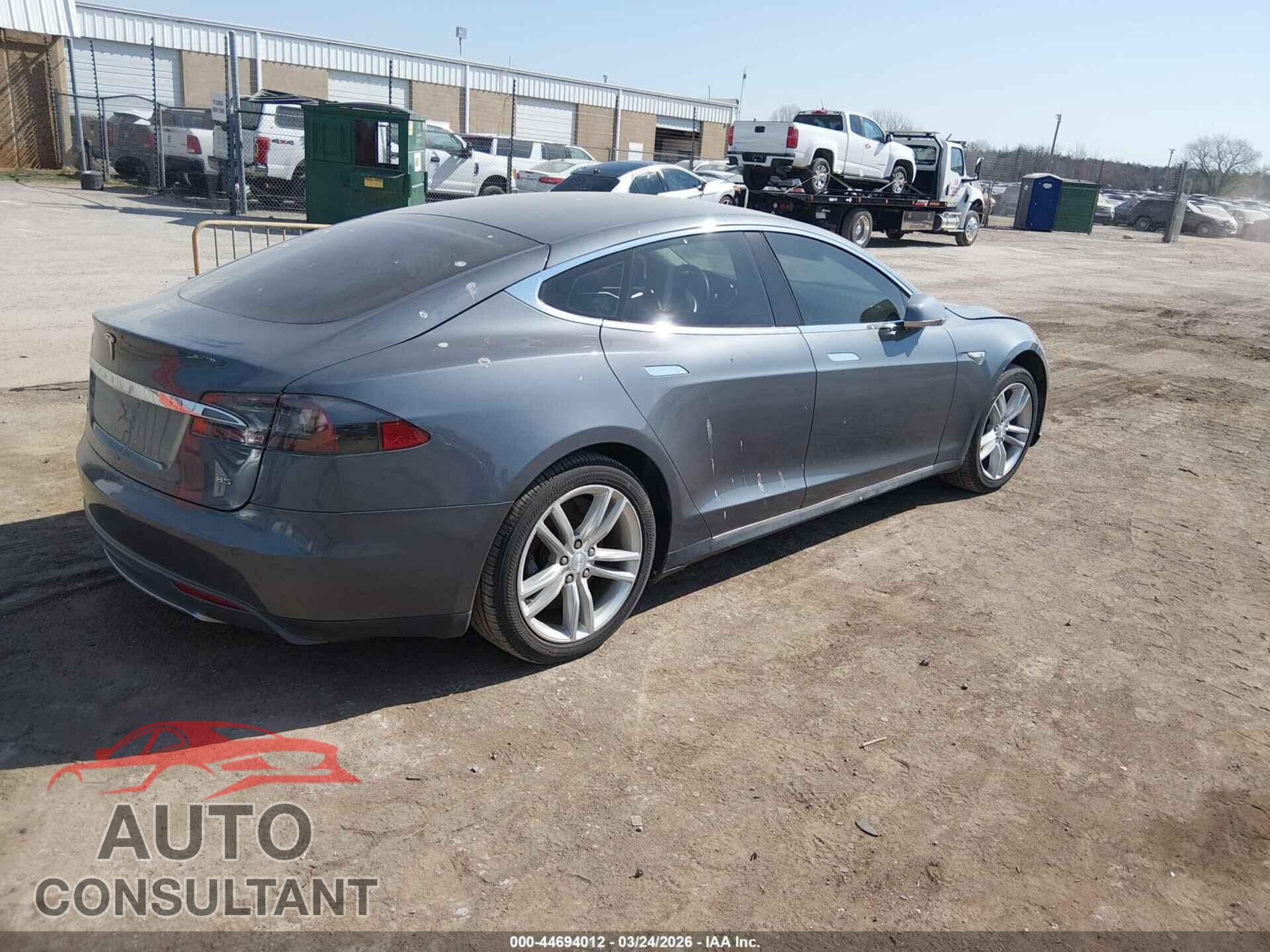 TESLA MODEL S 2014 - 5YJSA1H14EFP35789