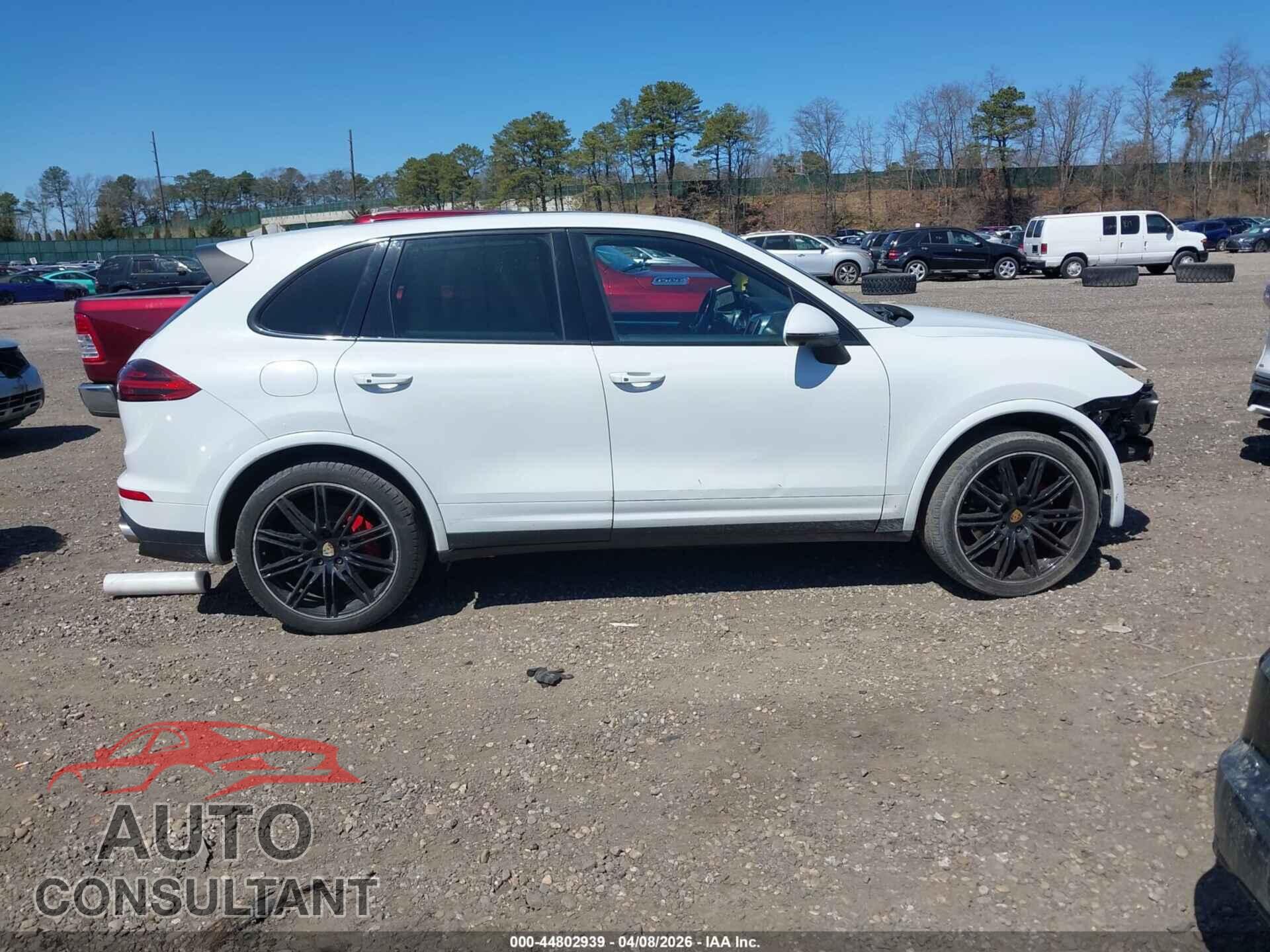 PORSCHE CAYENNE 2016 - WP1AA2A22GLA08976