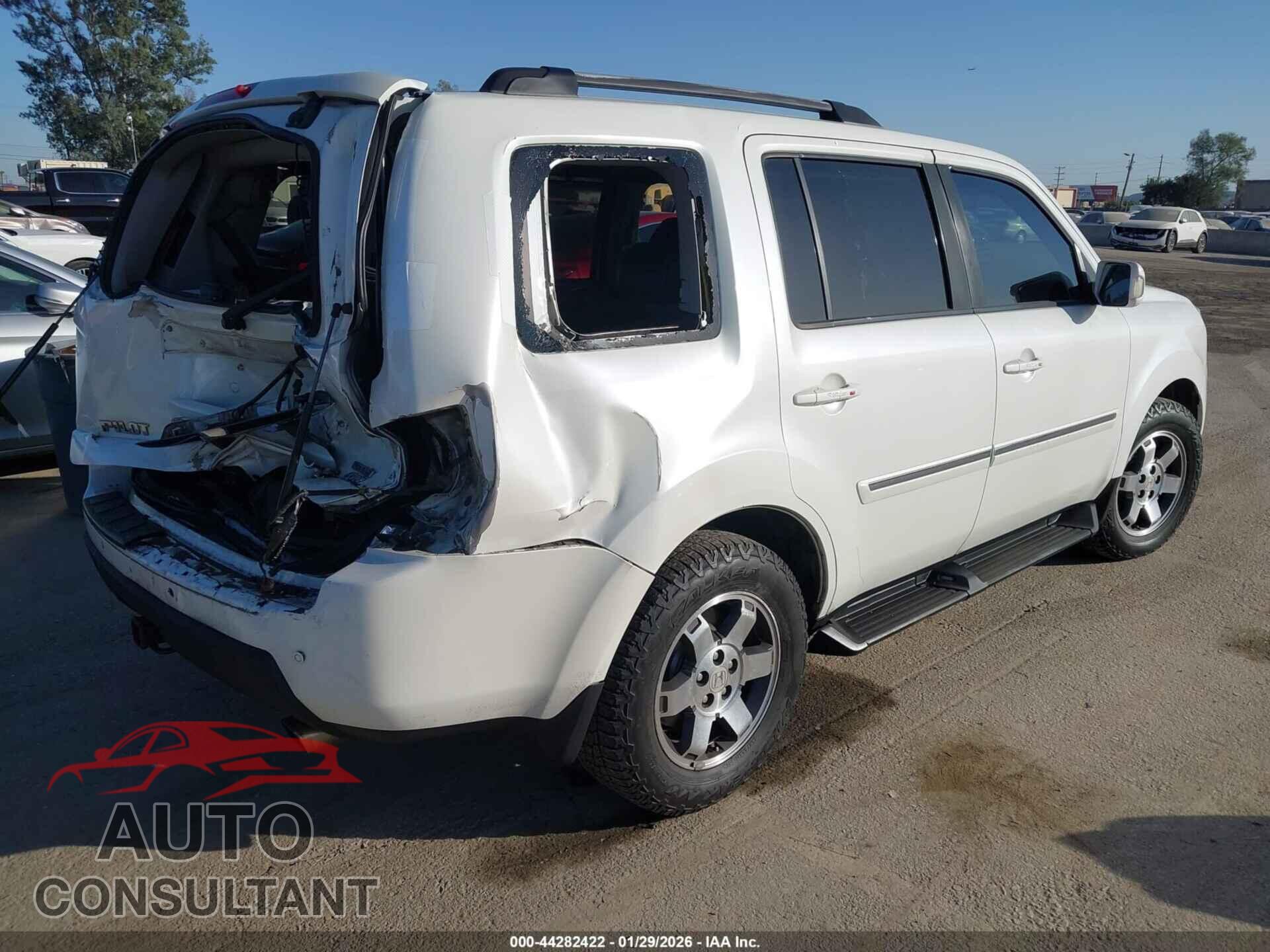 HONDA PILOT 2011 - 5FNYF4H90BB026338