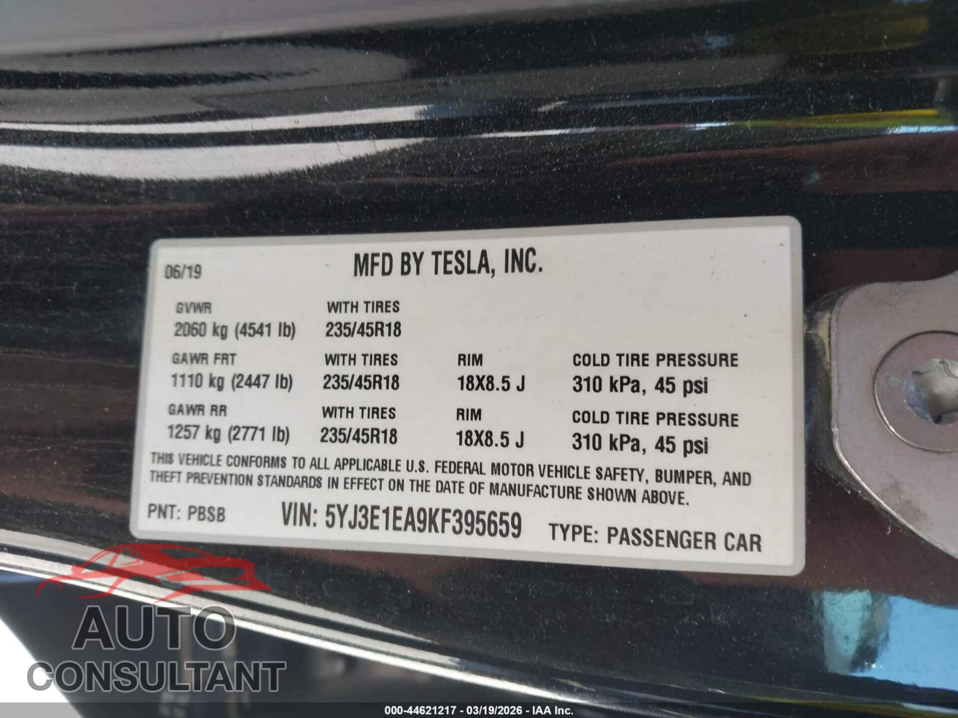 TESLA MODEL 3 2019 - 5YJ3E1EA9KF395659