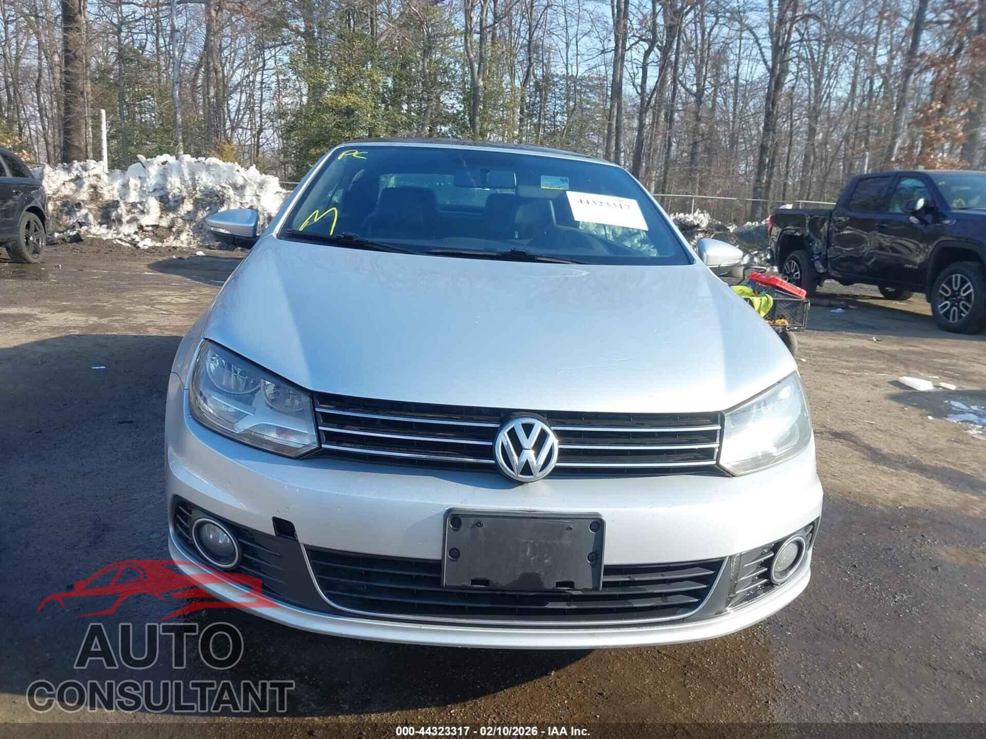 VOLKSWAGEN EOS 2013 - WVWBW8AH5DV001003