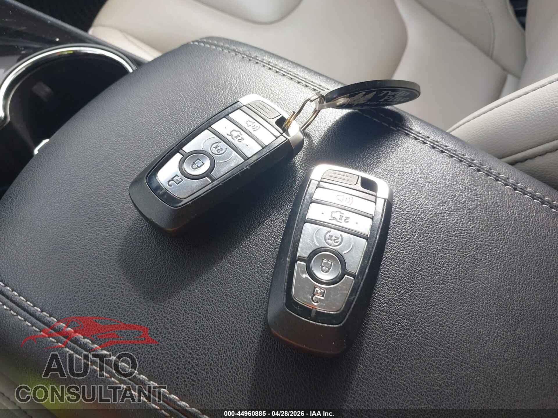 FORD EDGE 2017 - 2FMPK4K97HBB98268