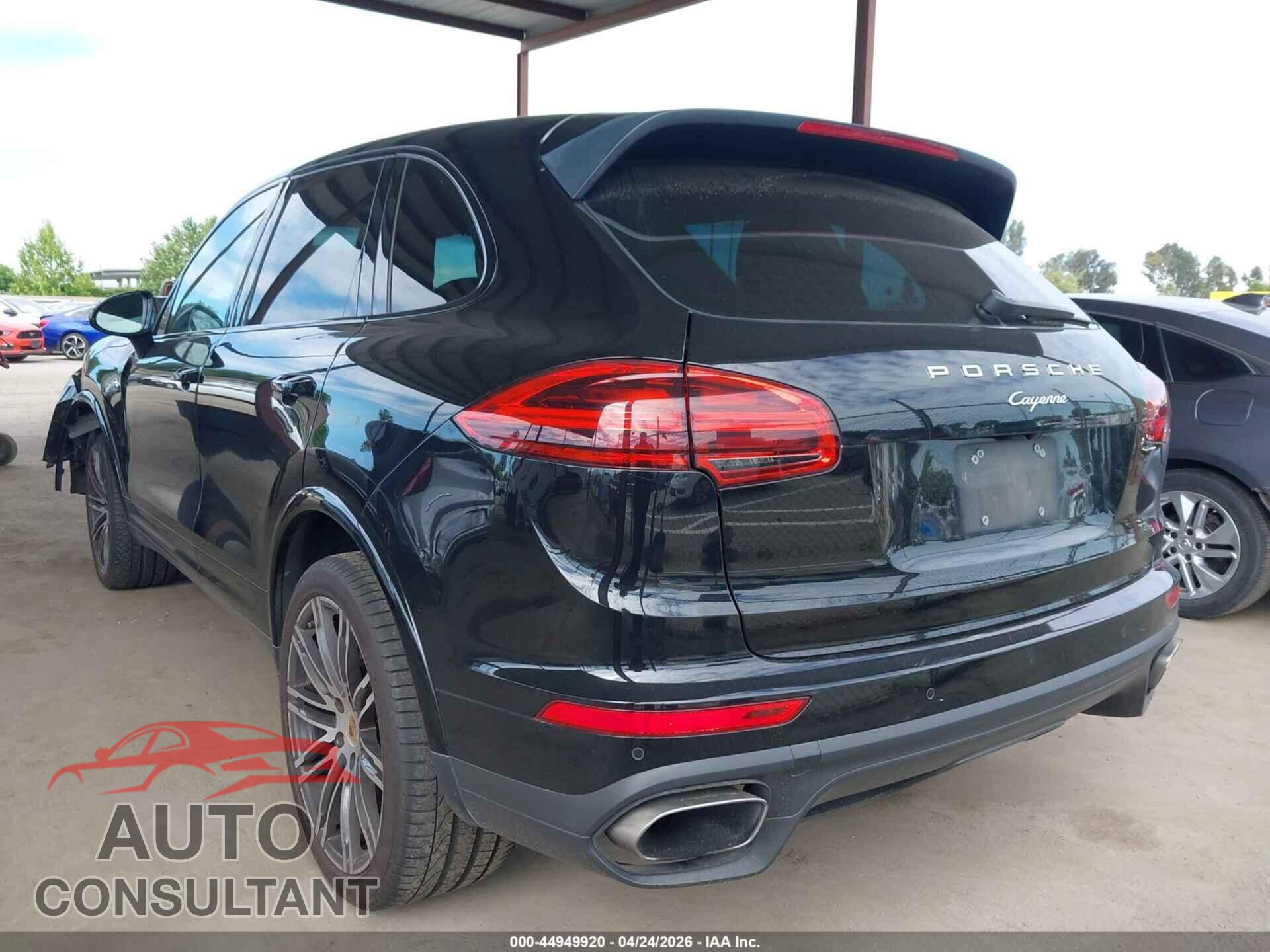 PORSCHE CAYENNE 2017 - WP1AA2A2XHKA82816