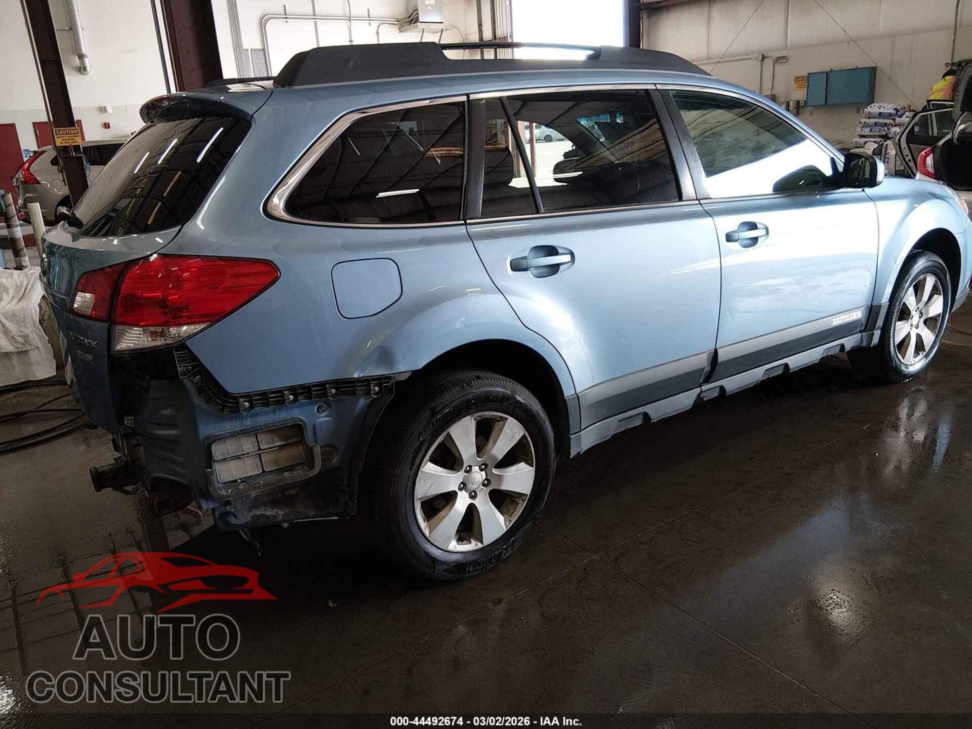 SUBARU OUTBACK 2011 - 4S4BRBBC8B3370482