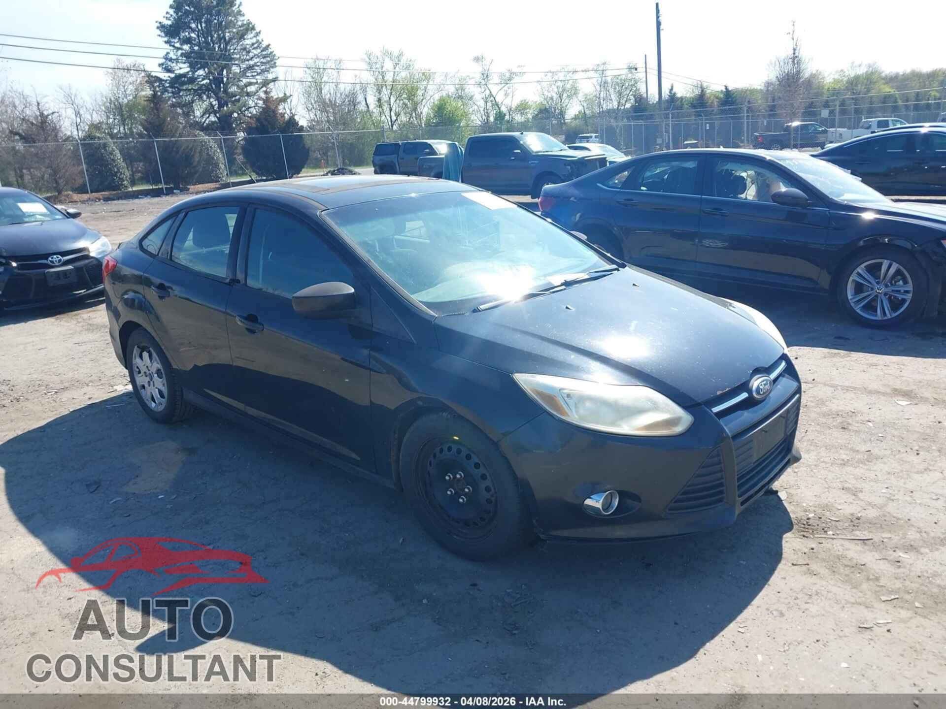 FORD FOCUS 2012 - 1FAHP3F24CL113371