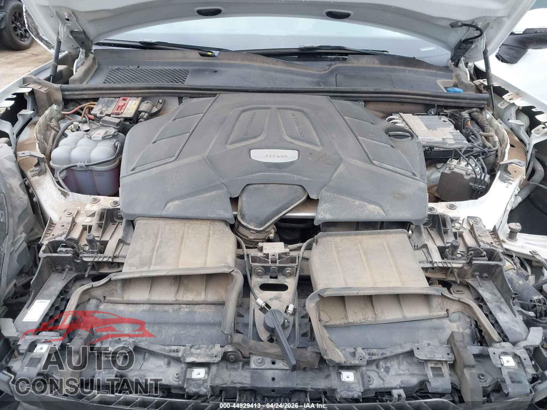 PORSCHE CAYENNE 2020 - WP1AA2AY2LDA09327