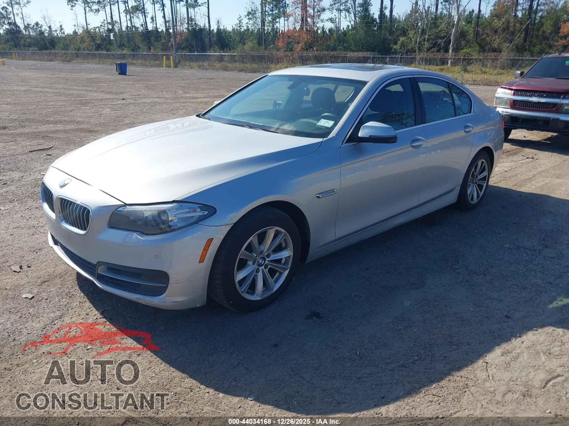 BMW 528I 2014 - WBA5A5C59ED512330