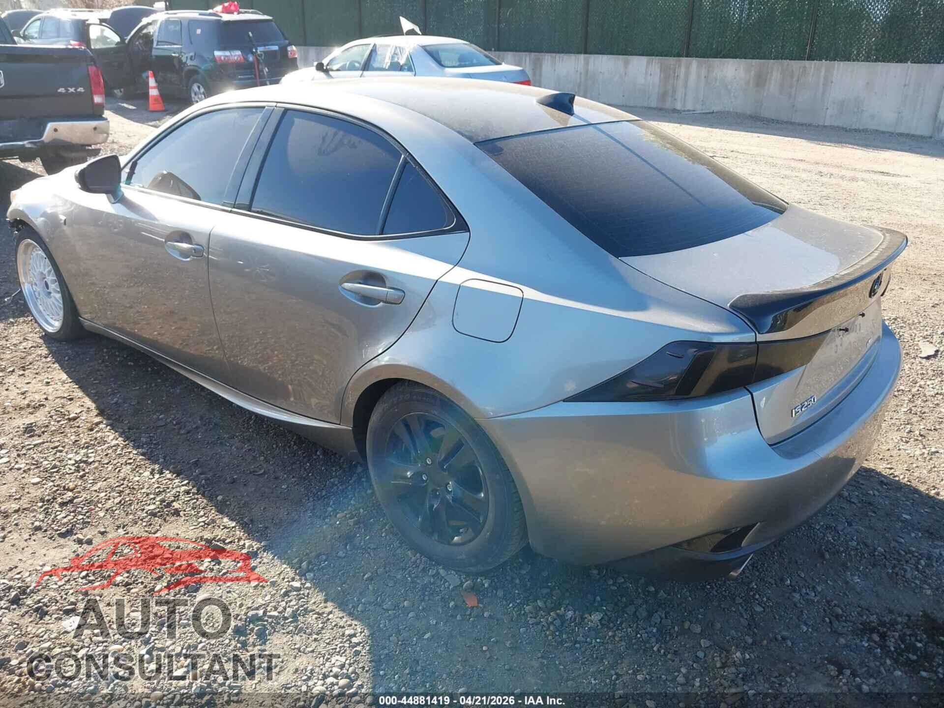 LEXUS IS 250 2015 - JTHCF1D22F5028048