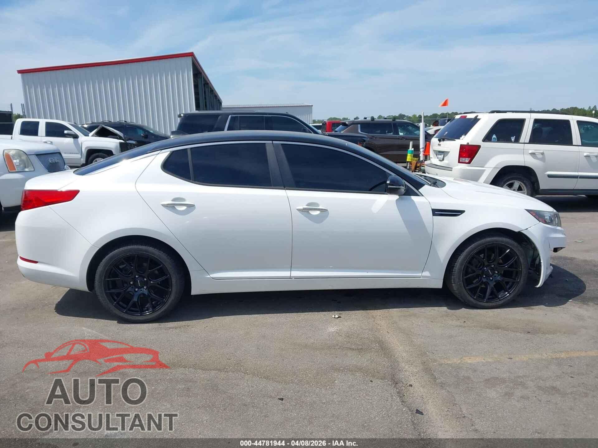KIA OPTIMA 2013 - KNAGM4A72D5380227