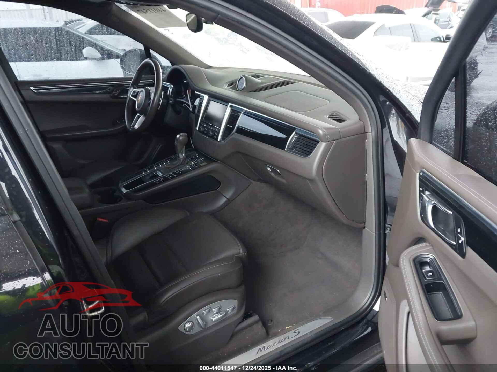 PORSCHE MACAN 2015 - WP1AB2A56FLB54450