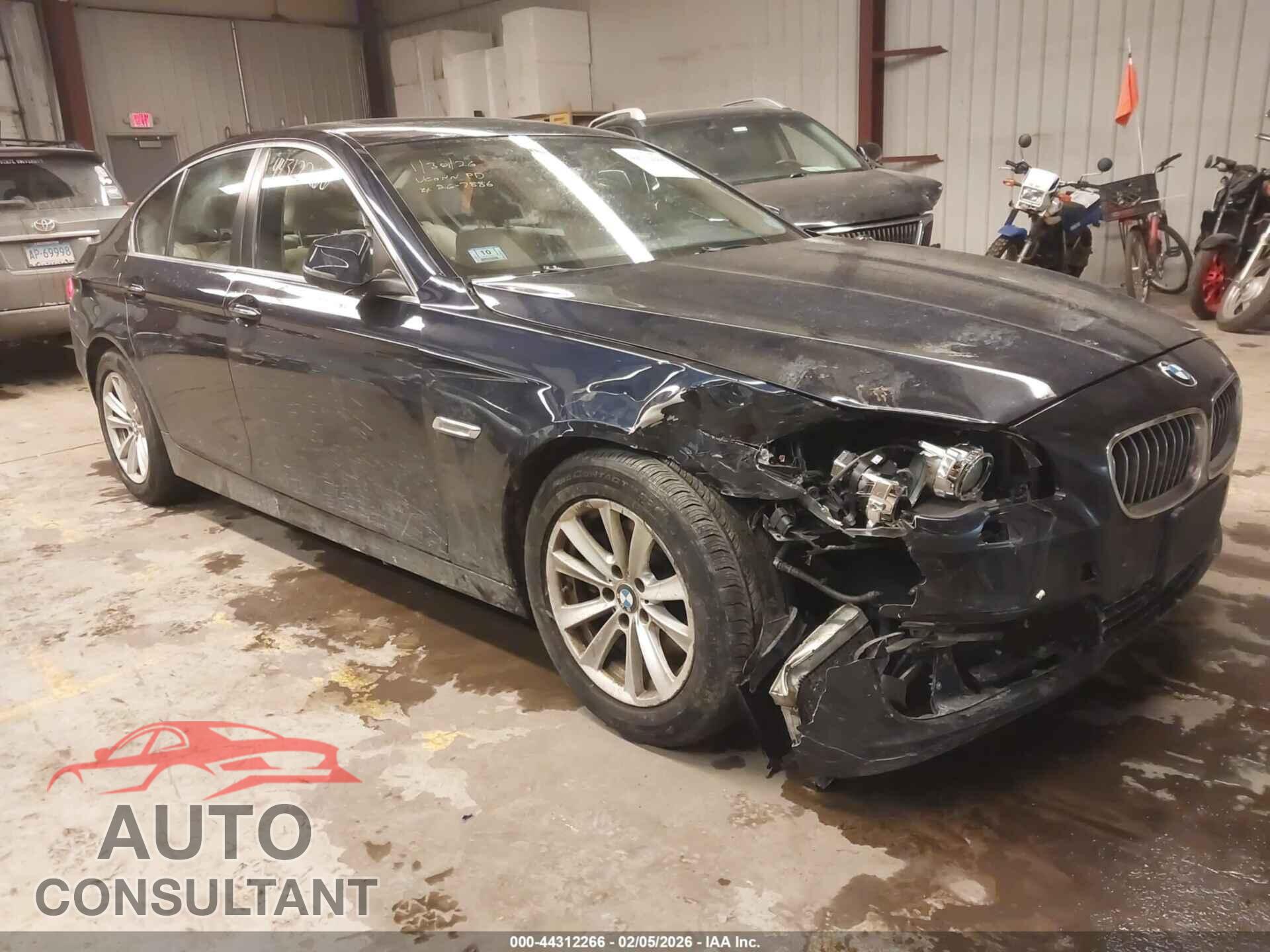 BMW 528I 2016 - WBA5A7C53GG147298