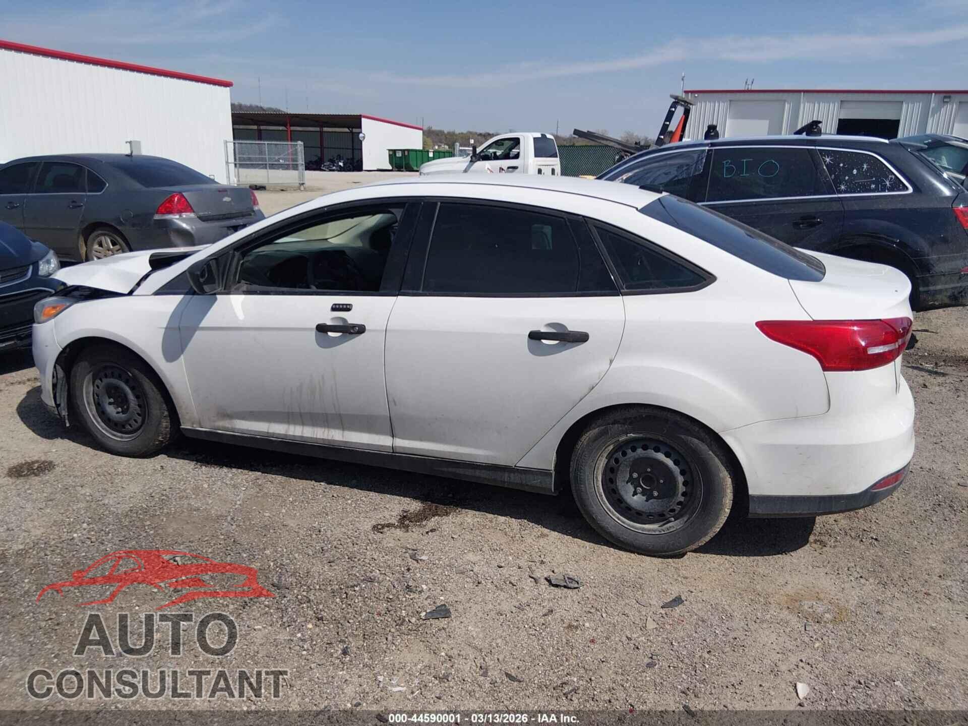 FORD FOCUS 2017 - 1FADP3E24HL282085