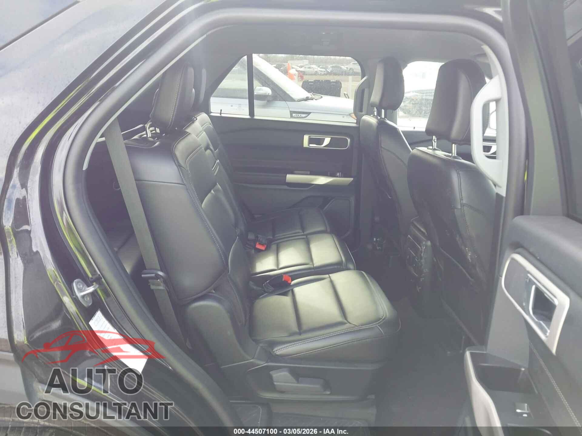 FORD EXPLORER 2023 - 1FMSK8DH9PGB28560