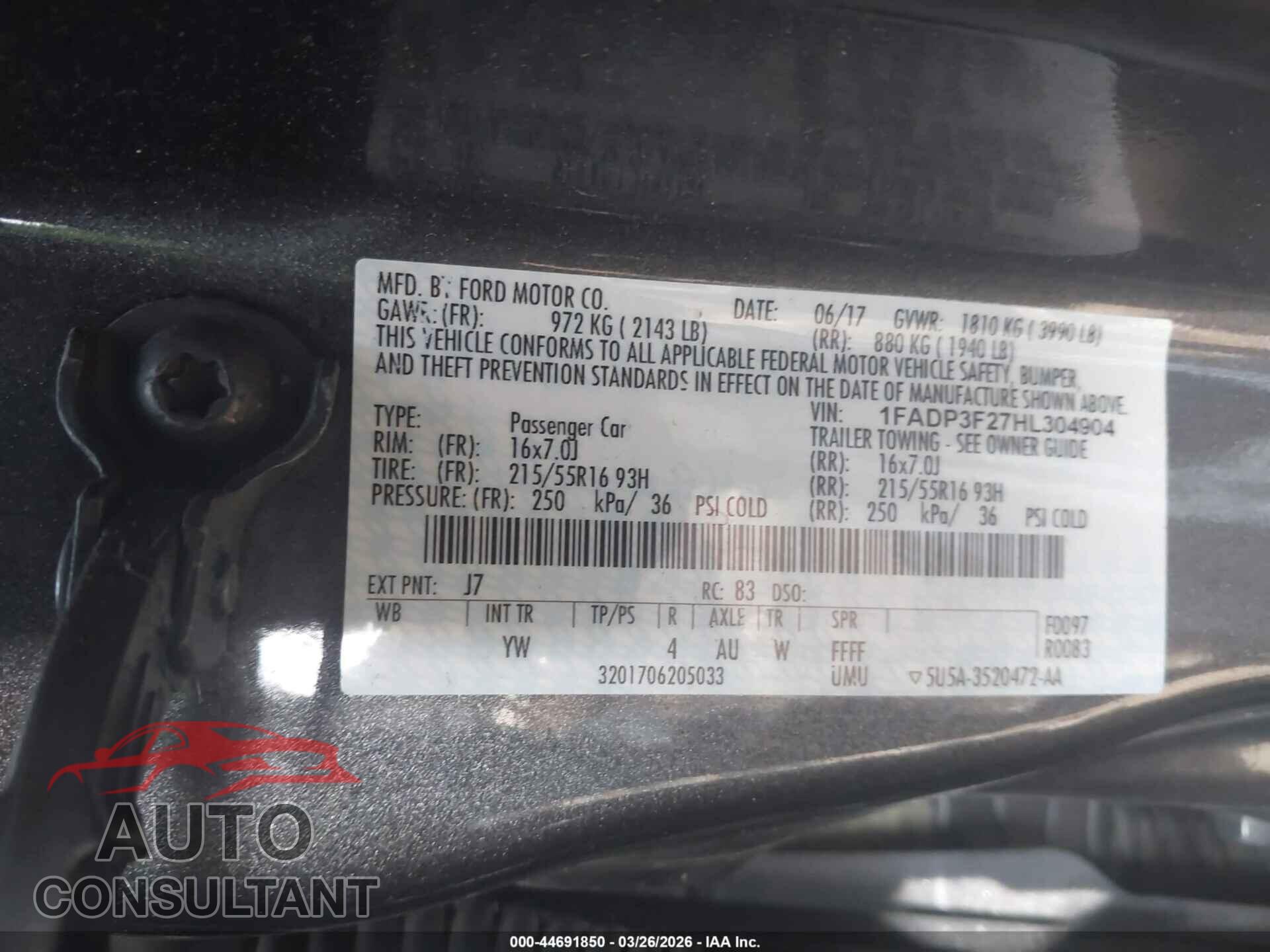 FORD FOCUS 2017 - 1FADP3F27HL304904