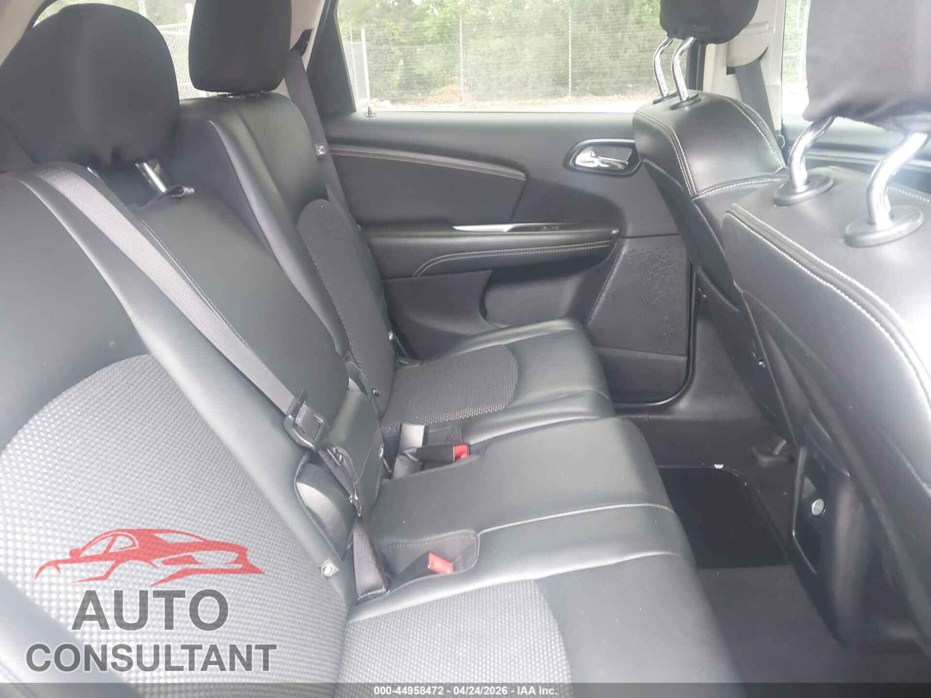 DODGE JOURNEY 2017 - 3C4PDCGB9HT527366