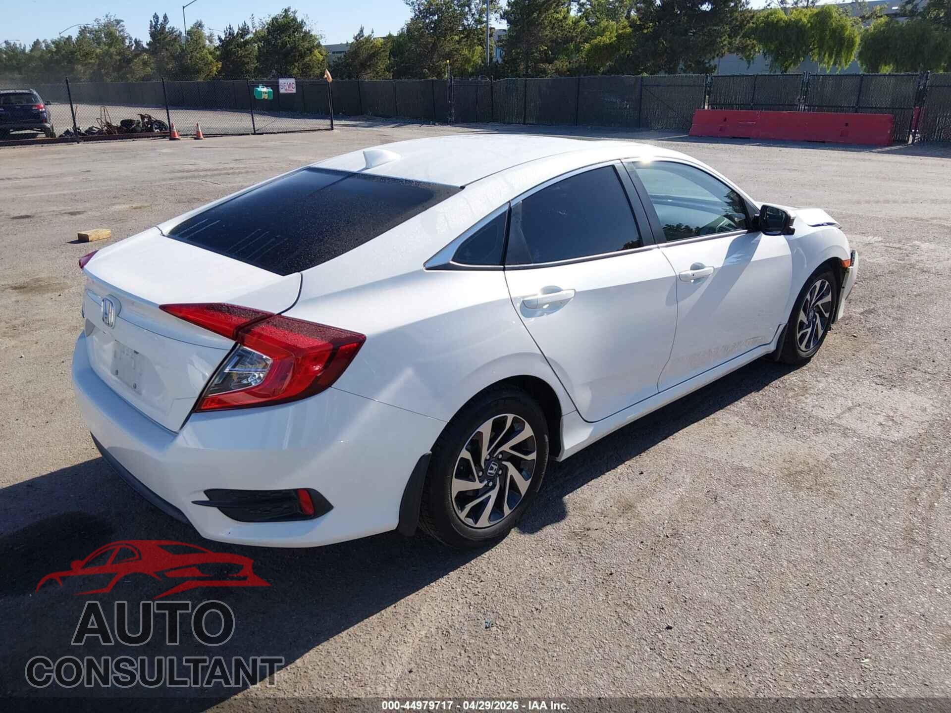 HONDA CIVIC 2017 - 2HGFC2F76HH540978