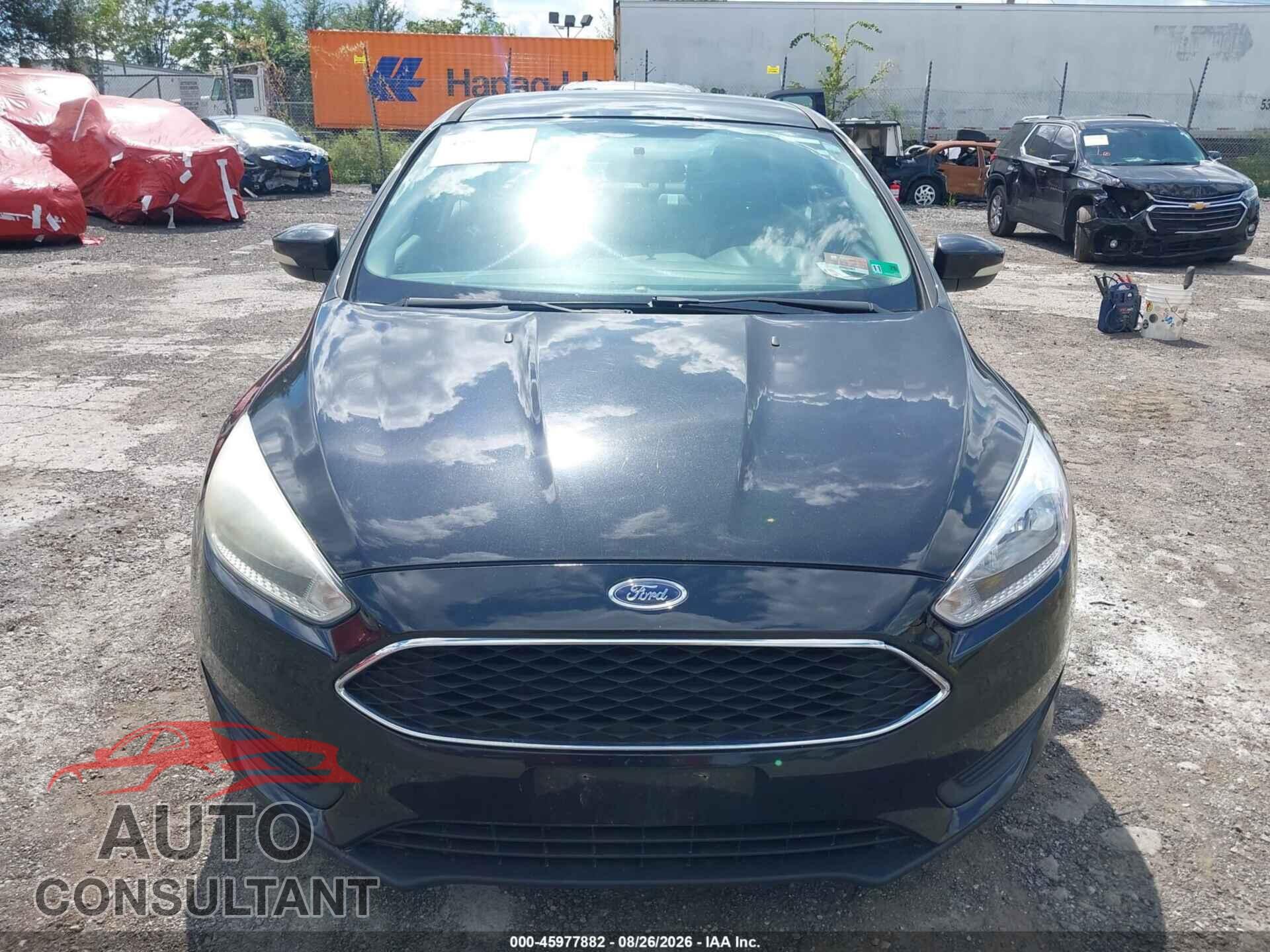 FORD FOCUS 2015 - 1FADP3F27FL273764