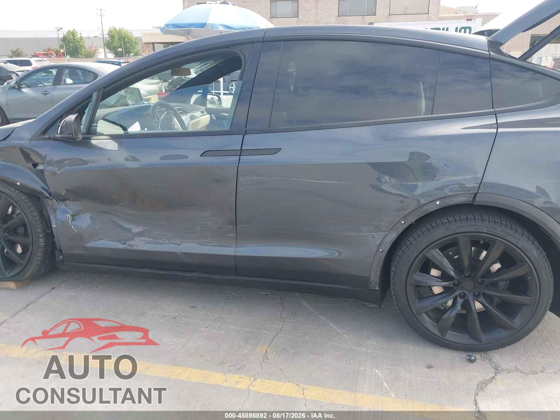TESLA MODEL X 2016 - 5YJXCBE22GF016482