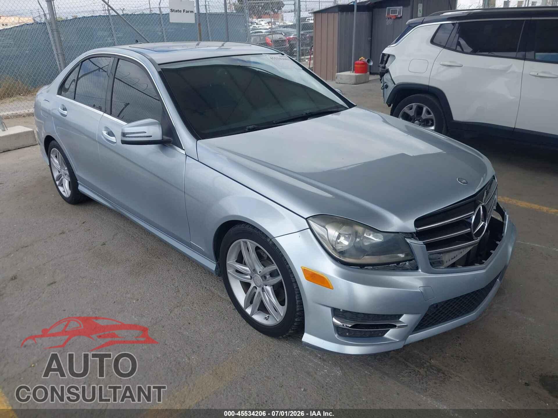MERCEDES-BENZ C 250 2014 - WDDGF4HBXEA963473
