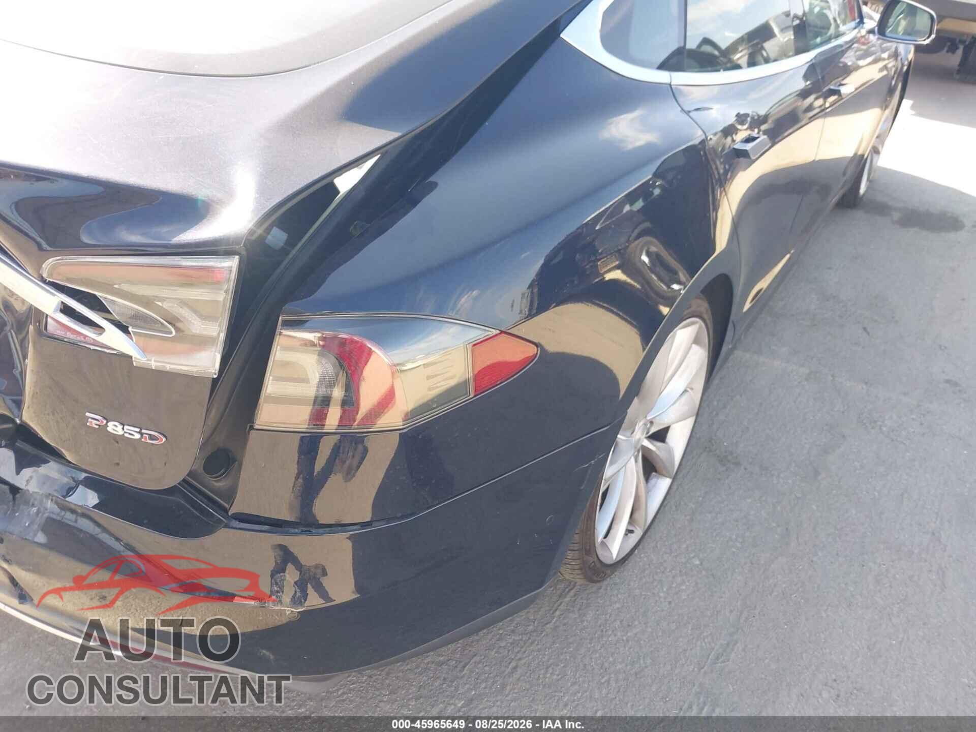 TESLA MODEL S 2015 - 5YJSA1H43FF084246