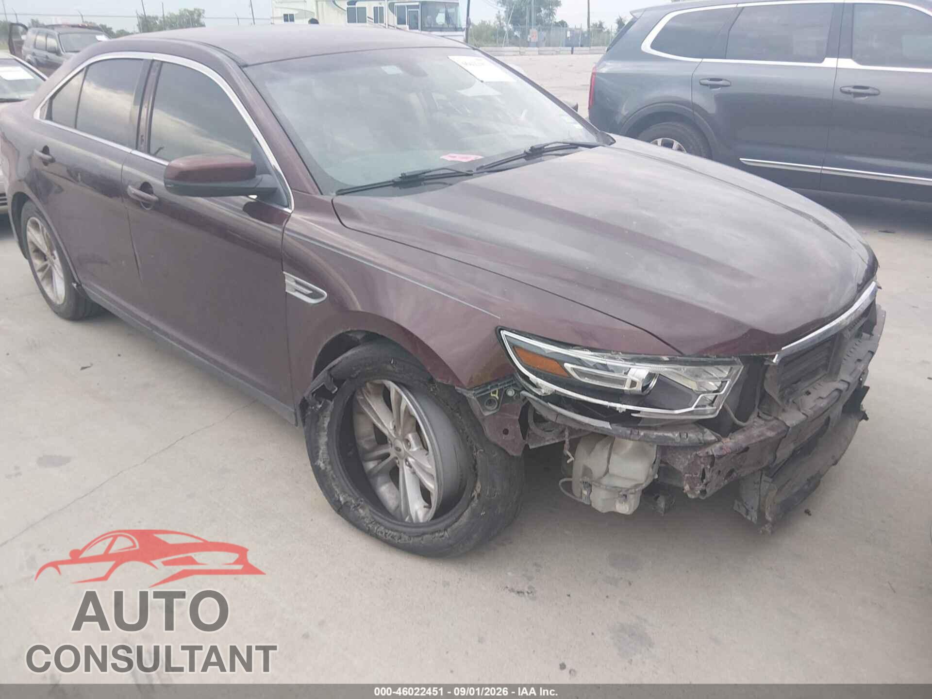 FORD TAURUS 2018 - 1FAHP2E86JG101082