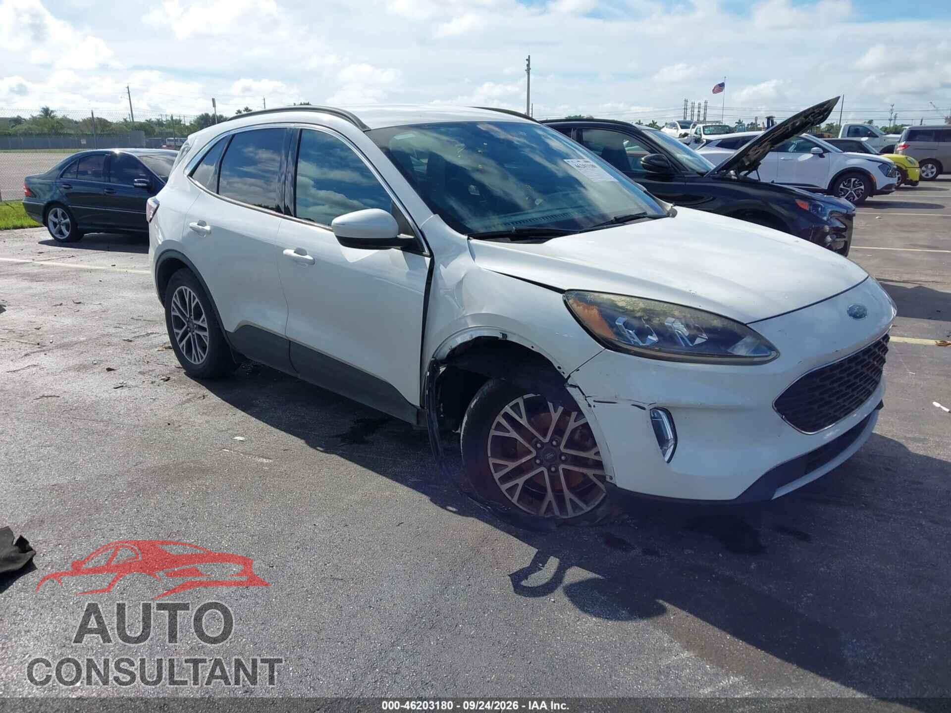 FORD ESCAPE 2020 - 1FMCU0H69LUA23814