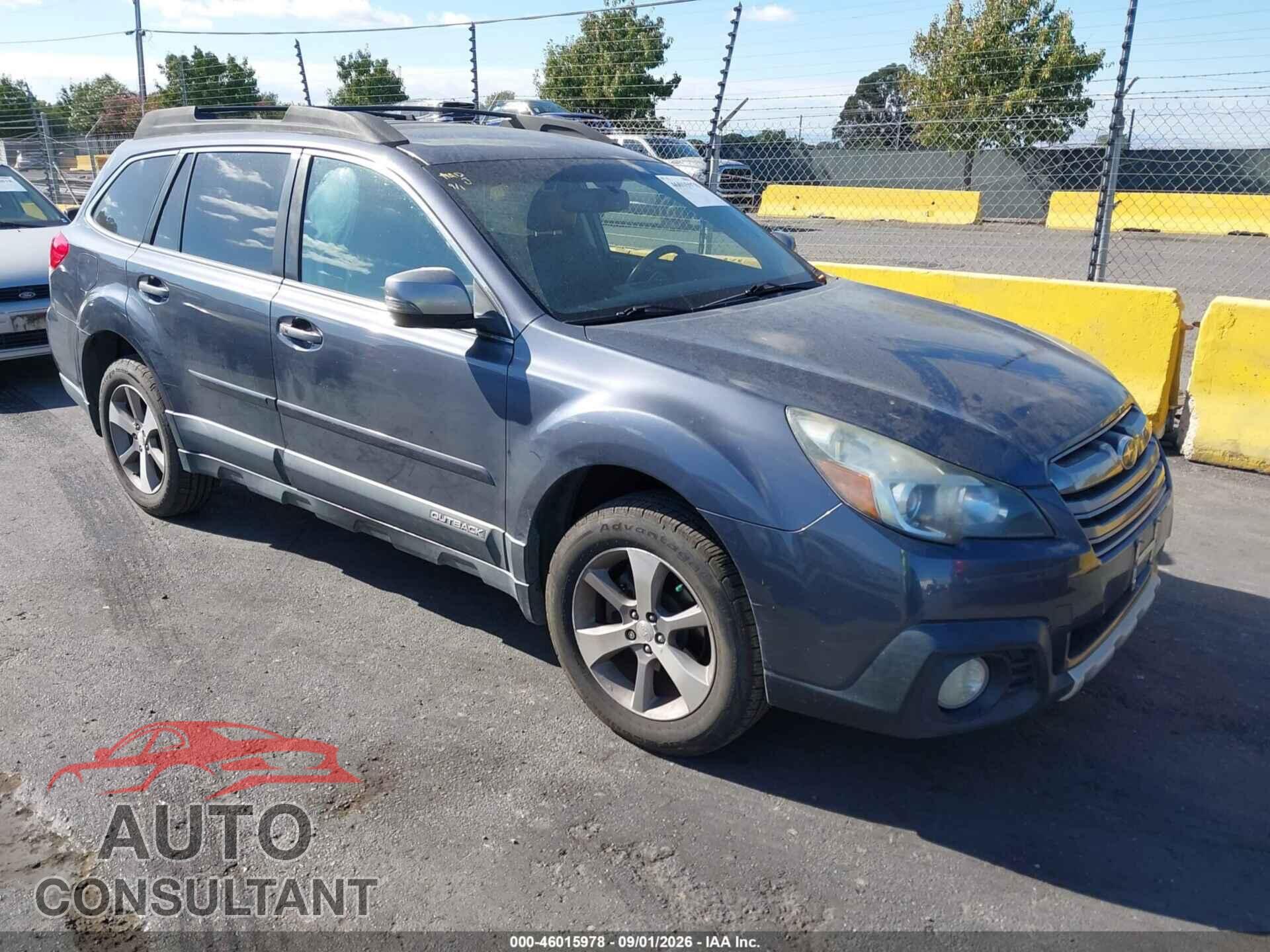 SUBARU OUTBACK 2014 - 4S4BRBPC8E3271934