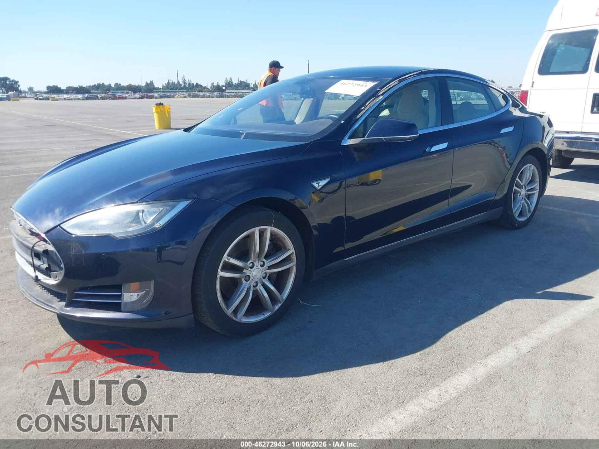 TESLA MODEL S 2013 - 5YJSA1CN8DFP23265
