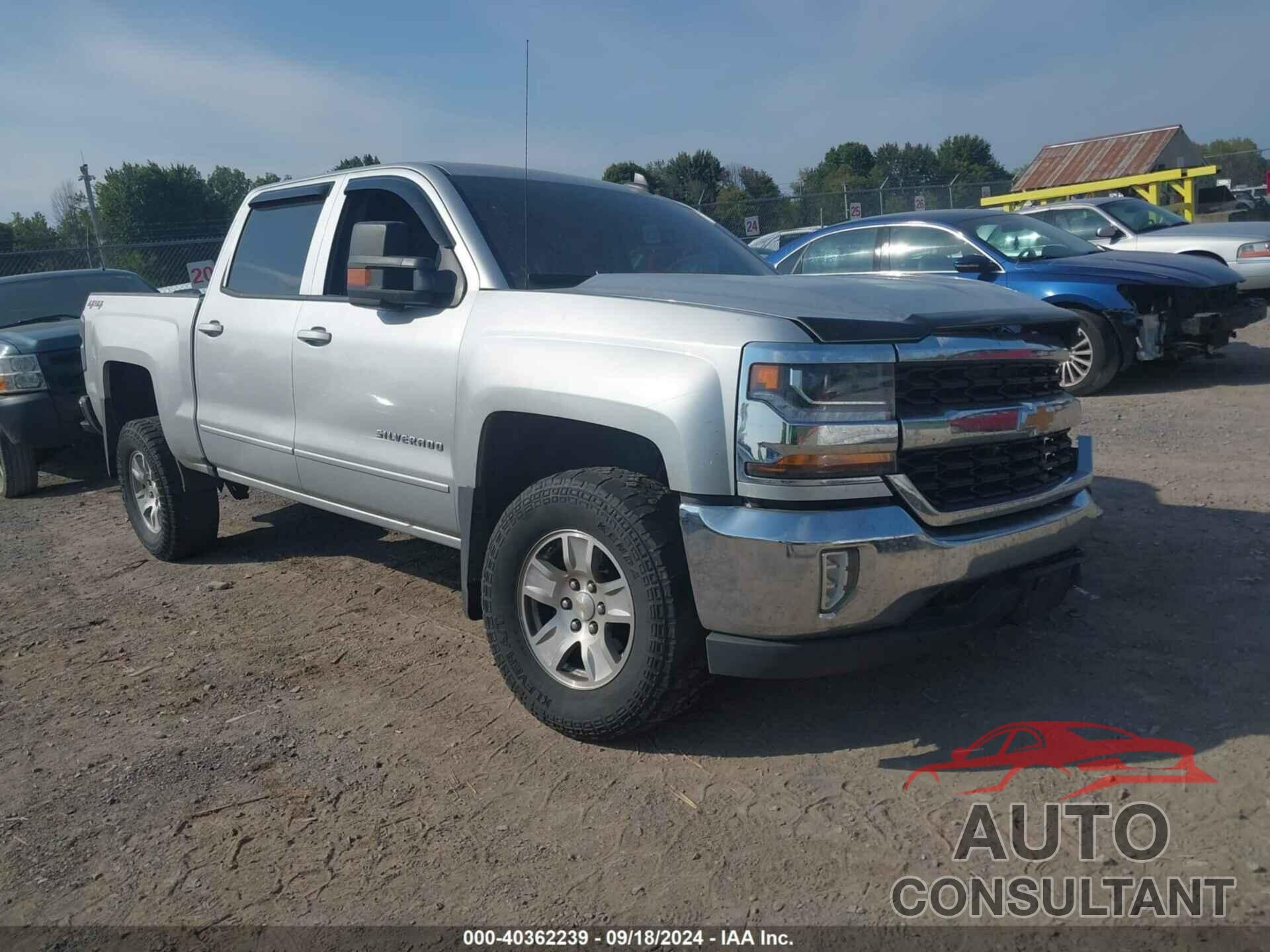 CHEVROLET SILVERADO 1500 2018 - 3GCUKREC9JG246979