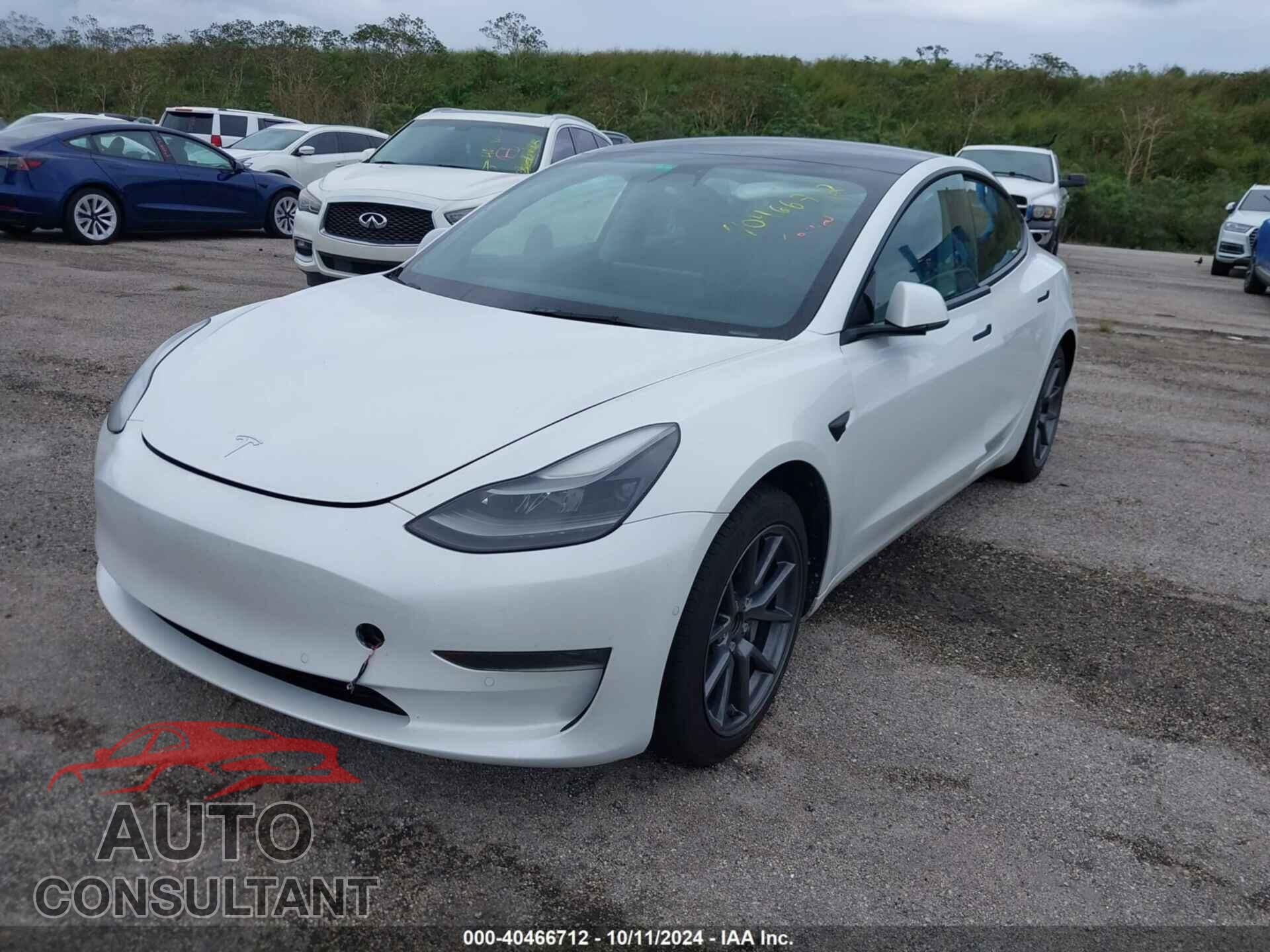 TESLA MODEL 3 2022 - 5YJ3E1EA6NF102885