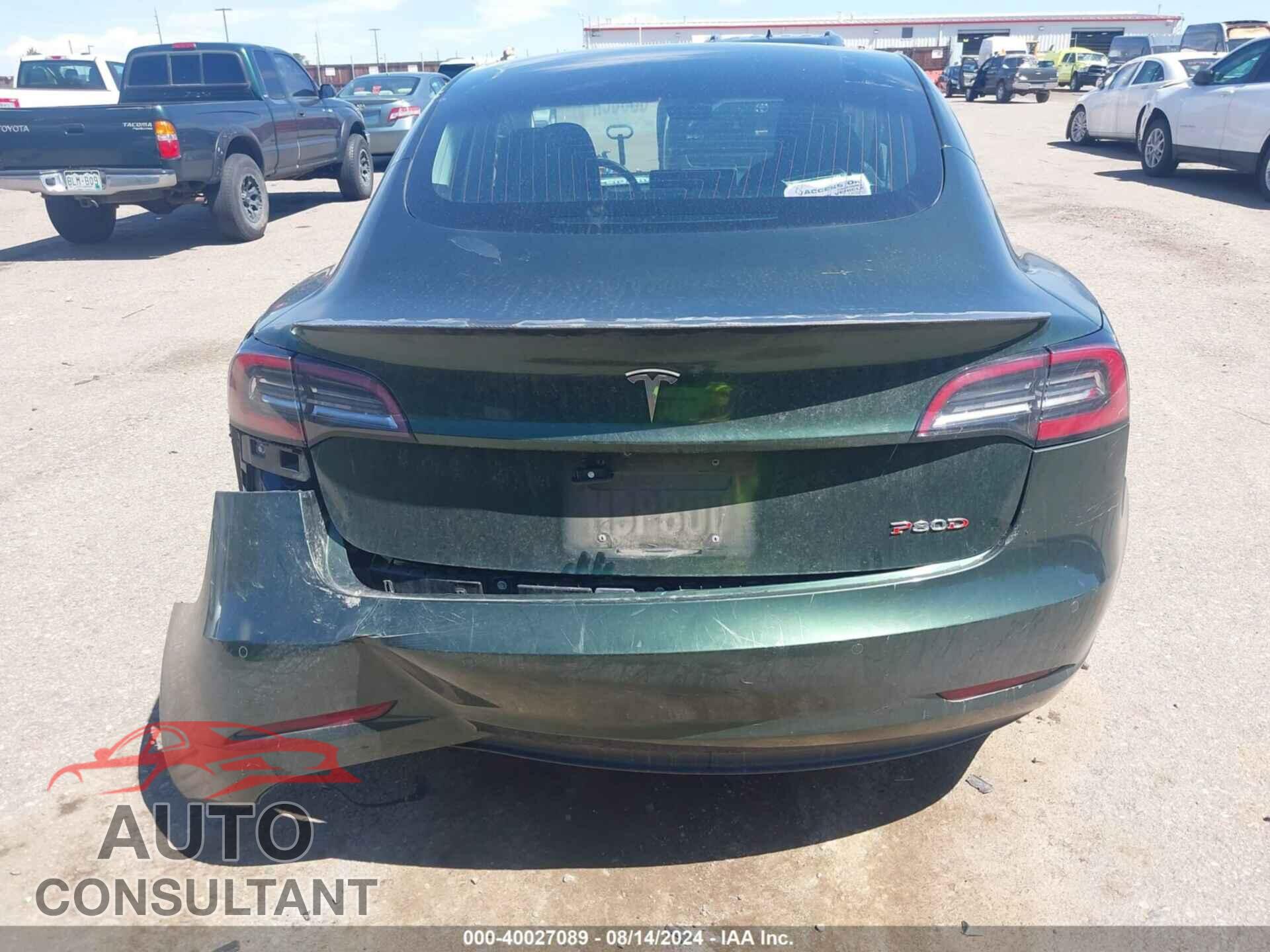 TESLA MODEL 3 2018 - 5YJ3E1EB0JF084063