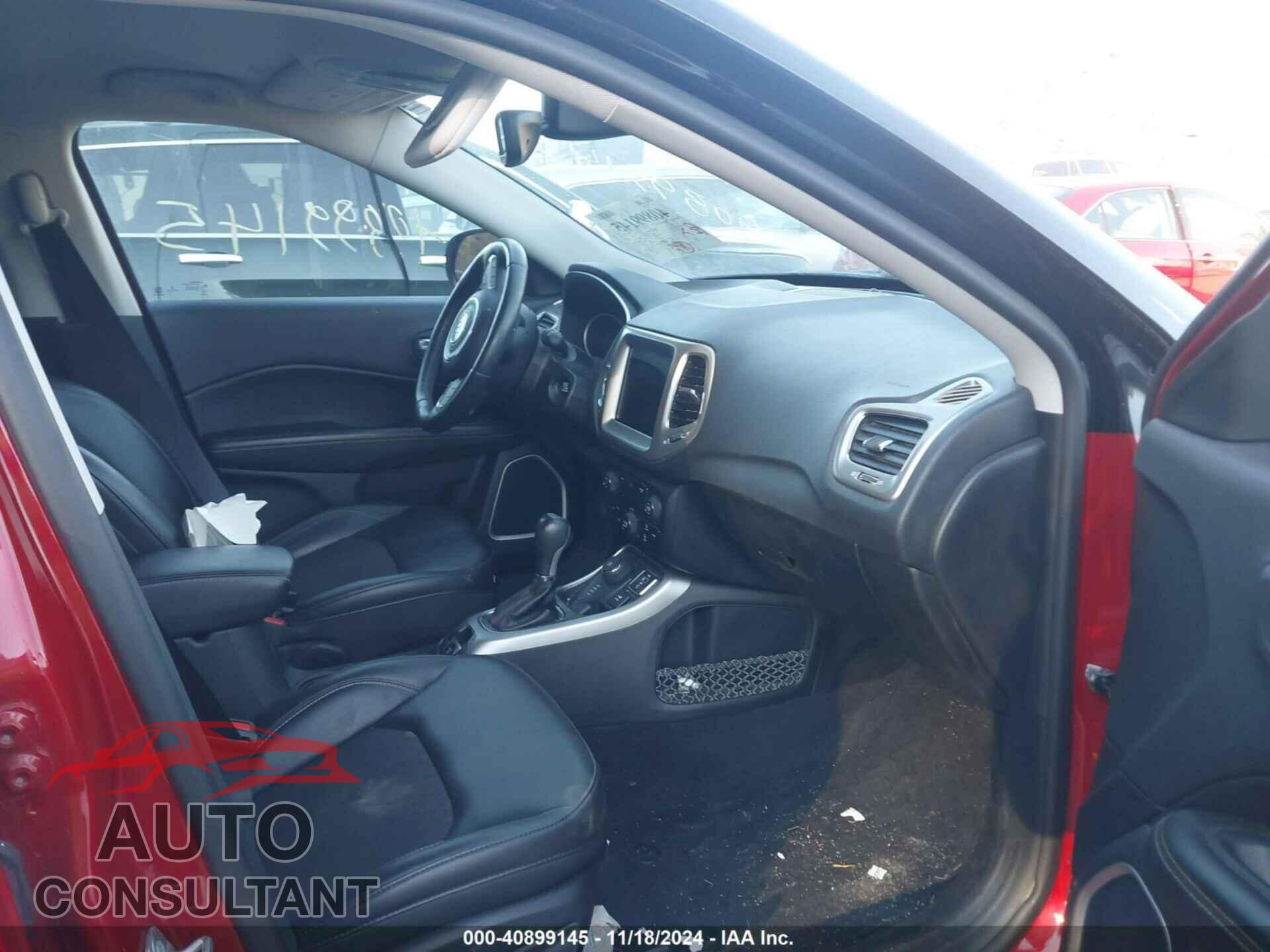 JEEP COMPASS 2018 - 3C4NJDBB9JT202011