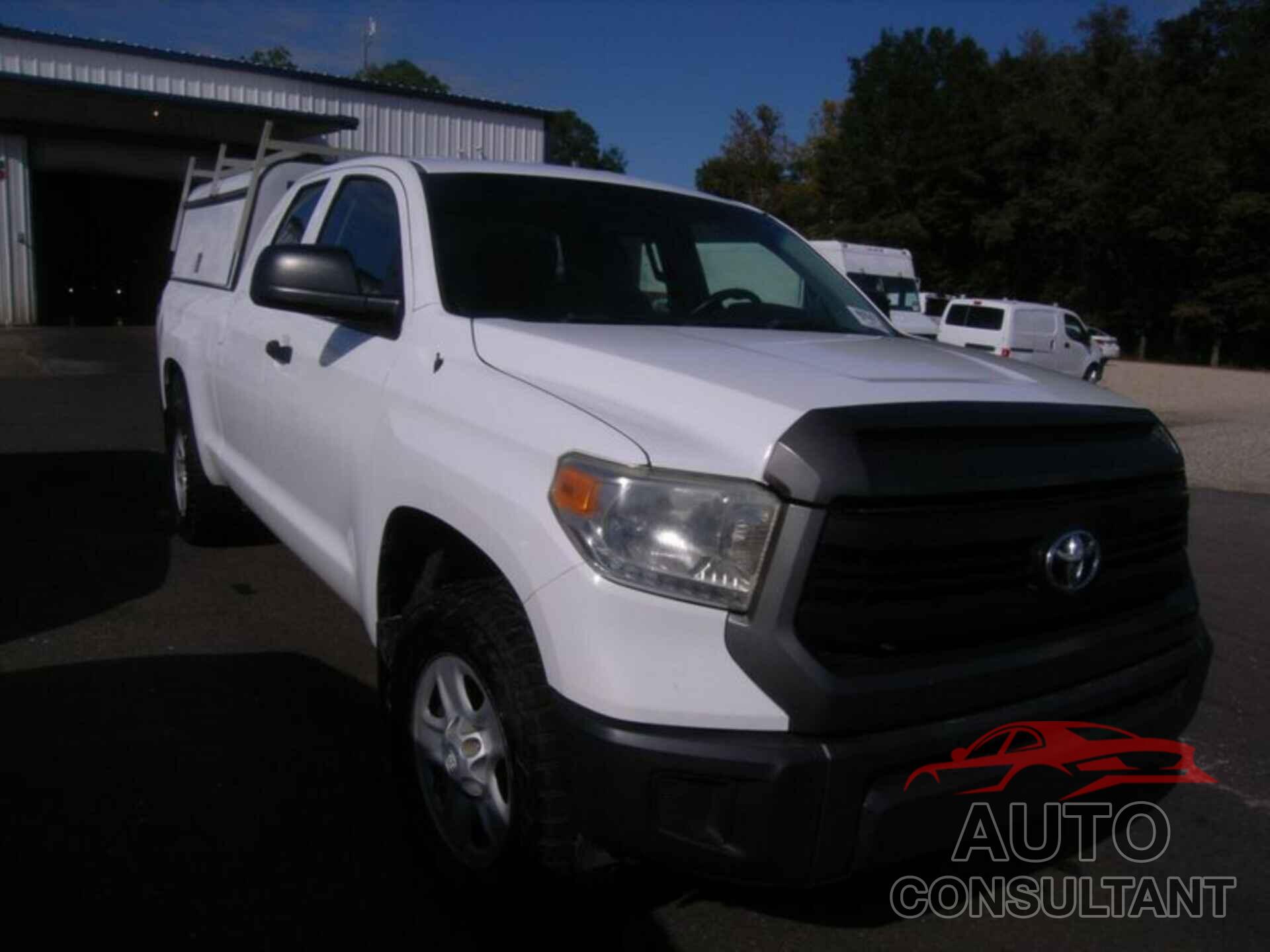 TOYOTA TUNDRA 2016 - 5TFUM5F12GX065565