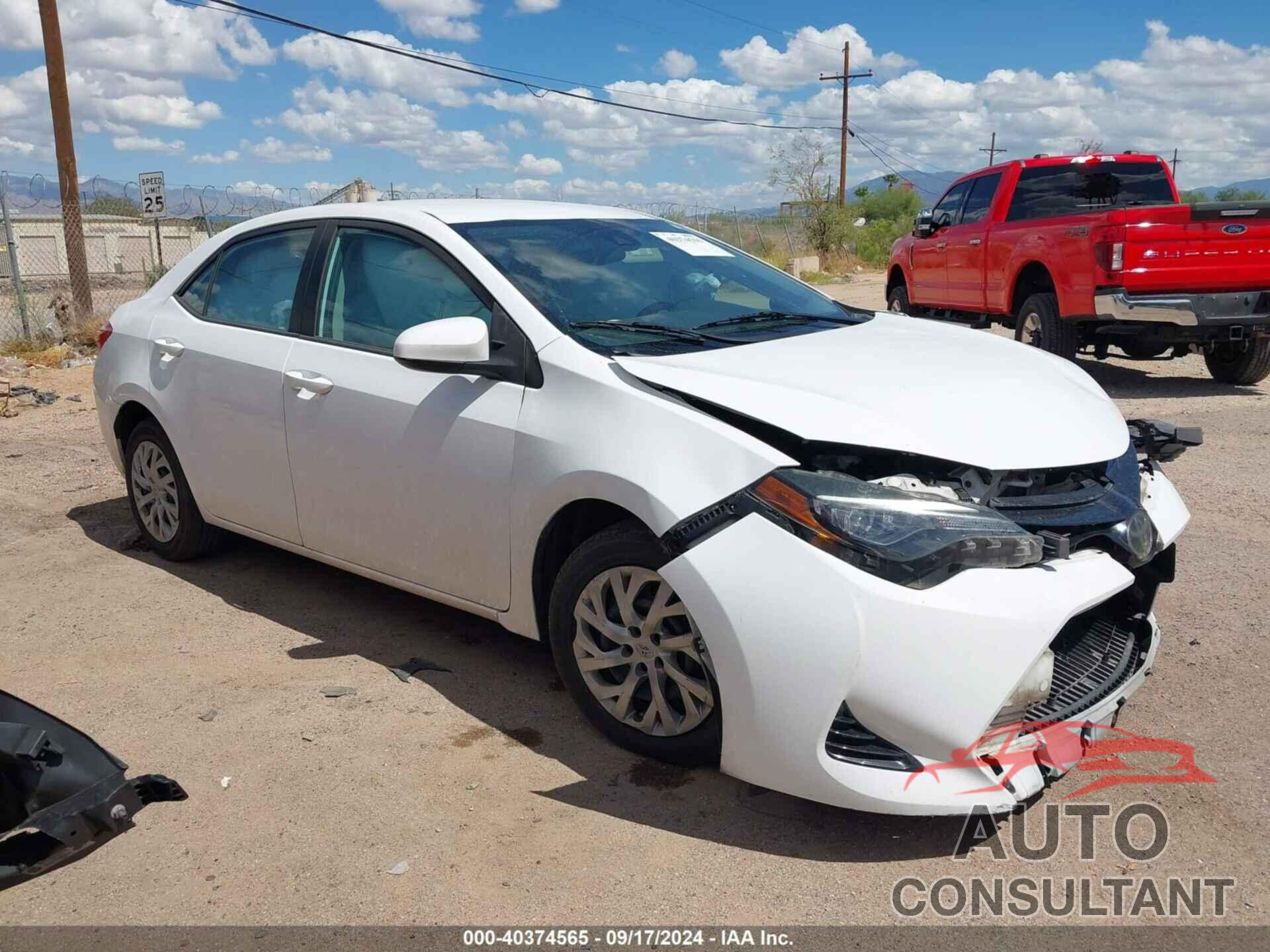 TOYOTA COROLLA 2017 - 5YFBURHE2HP666389