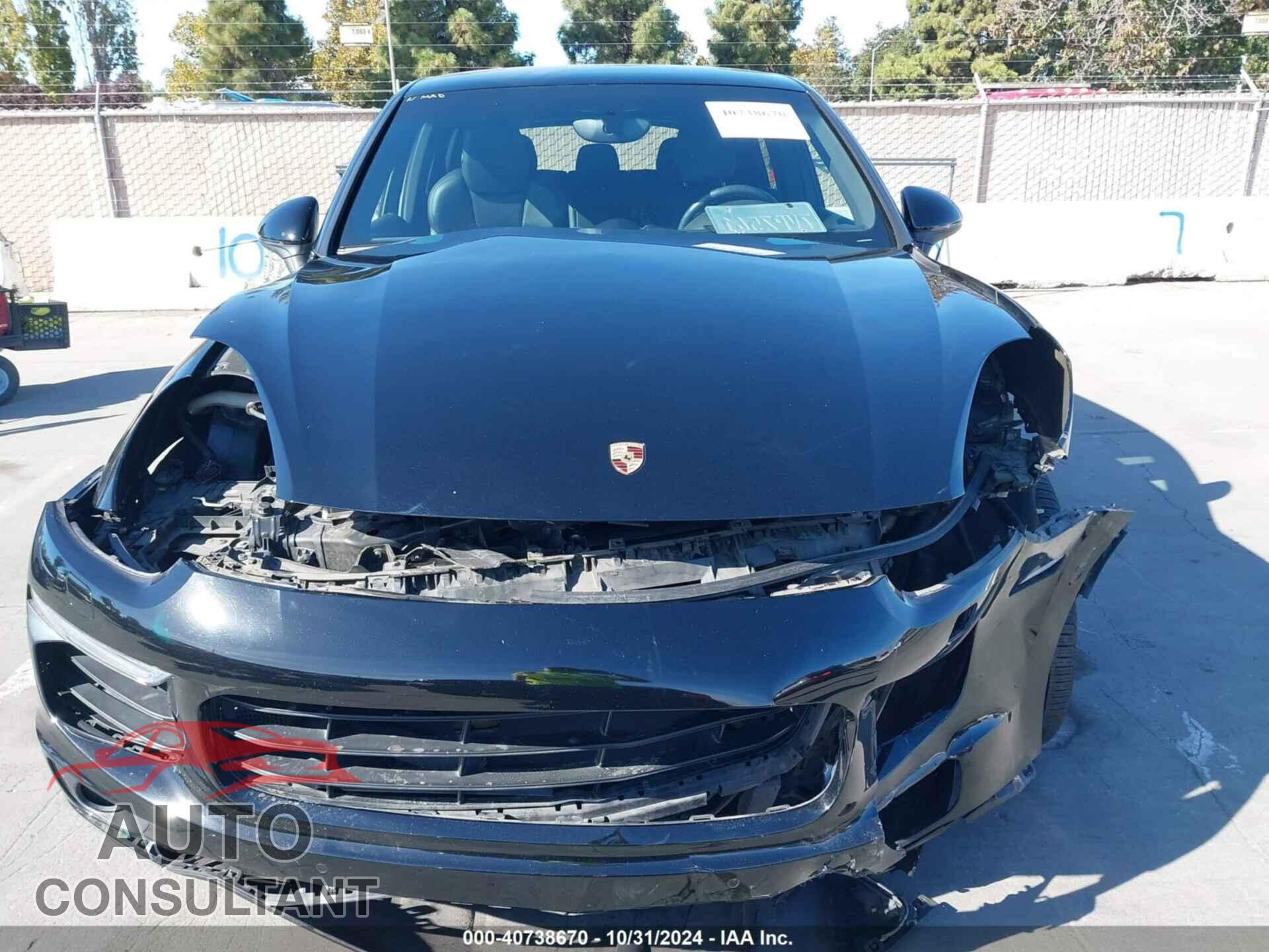 PORSCHE CAYENNE 2017 - WP1AA2A28HKA83737
