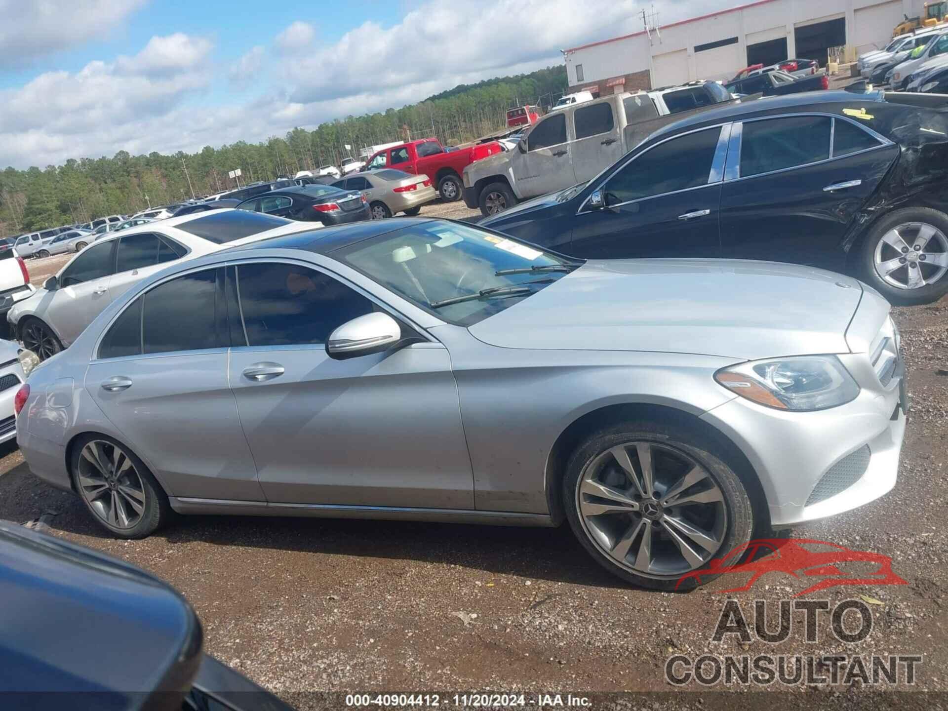 MERCEDES-BENZ C 300 2017 - 55SWF4JB8HU222457